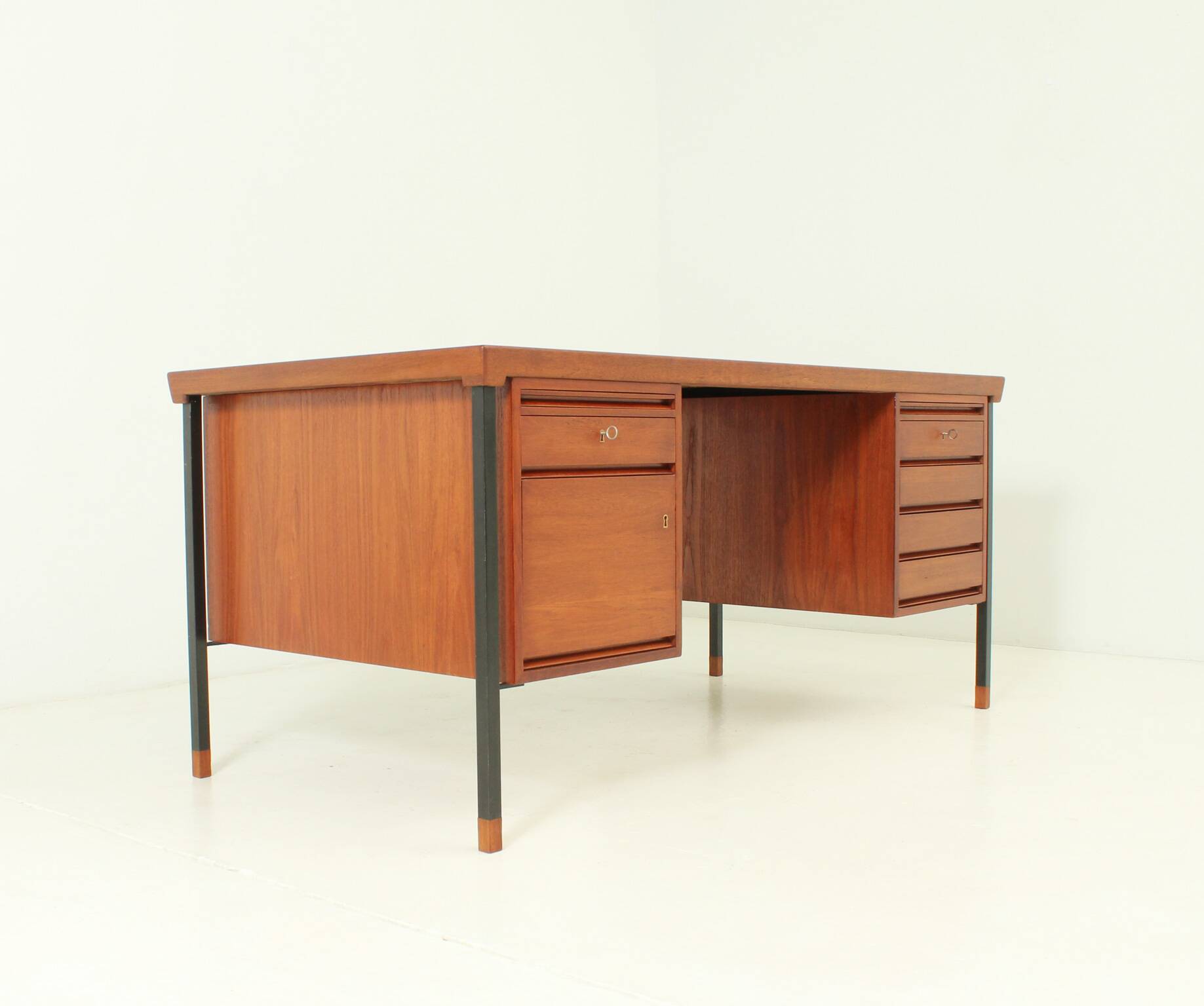 Teak desk by Peter Hvidt and Orla Mølgaard for Søborg, Denmark