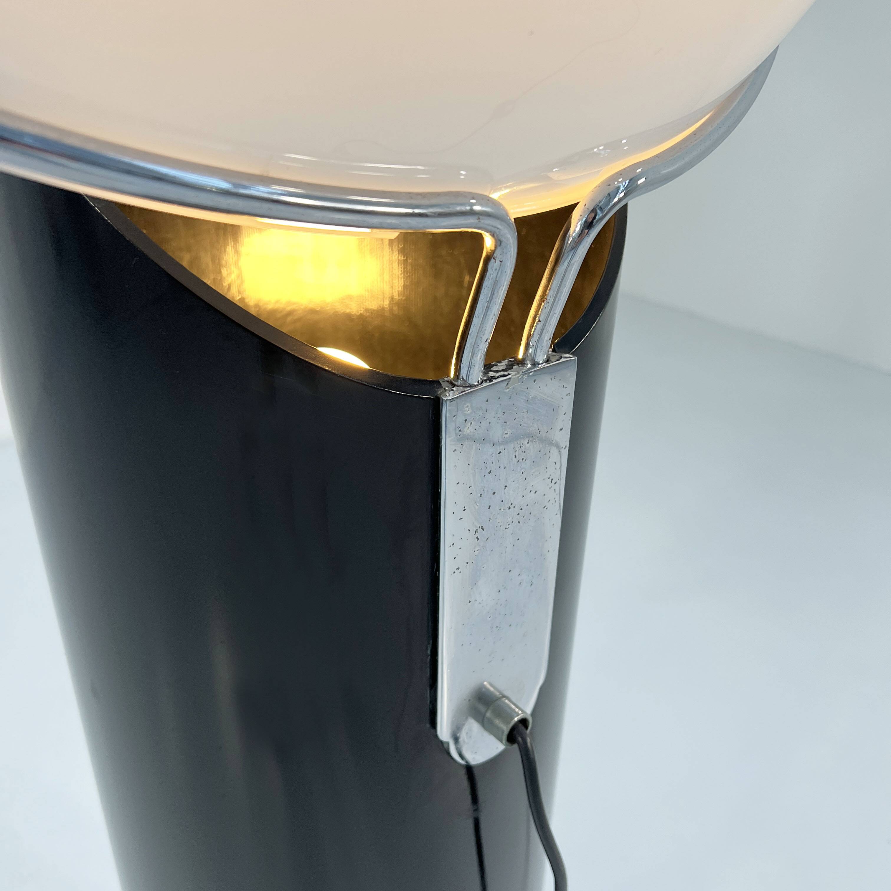 Black ciot floor lamp by ennio chiggio for lumenform, 1970