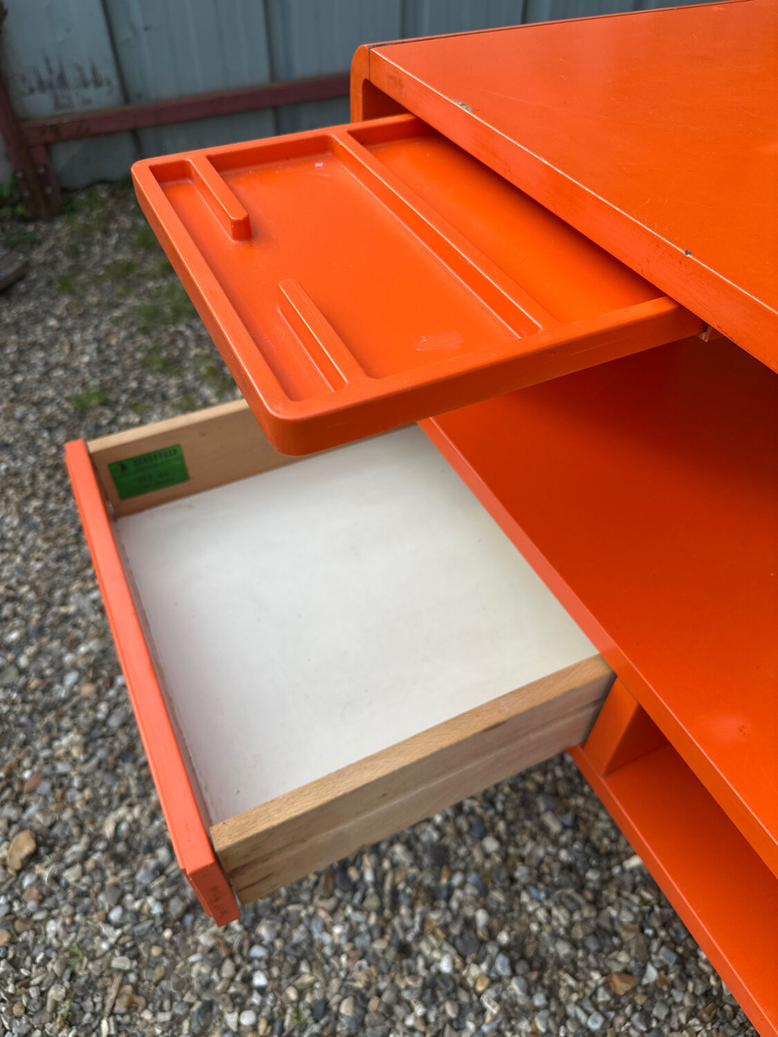 Space Age hallway furniture schonbuch