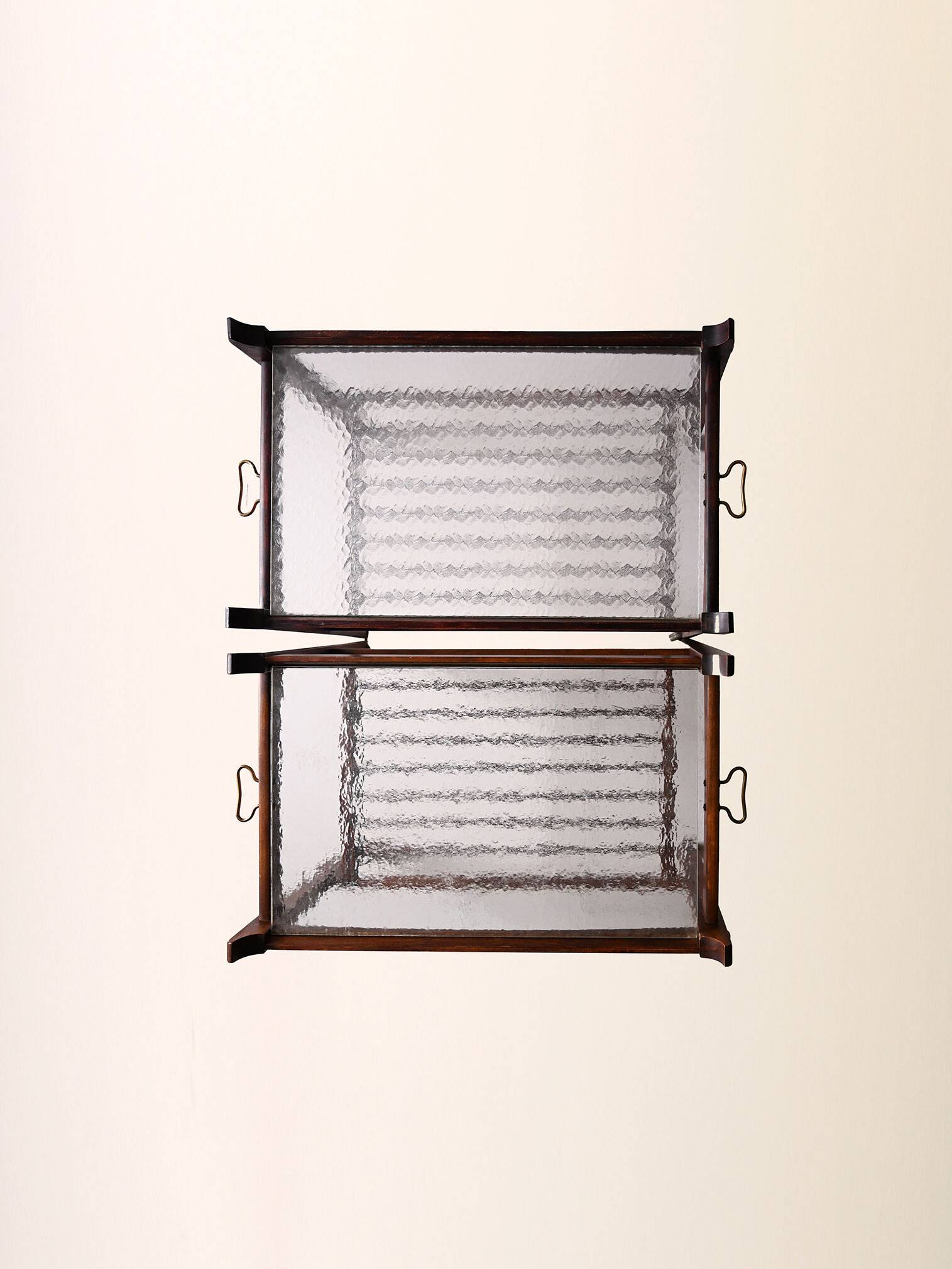 Paire de tables de chevet scandinaves des années 1940/50