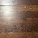 Extendable oak table