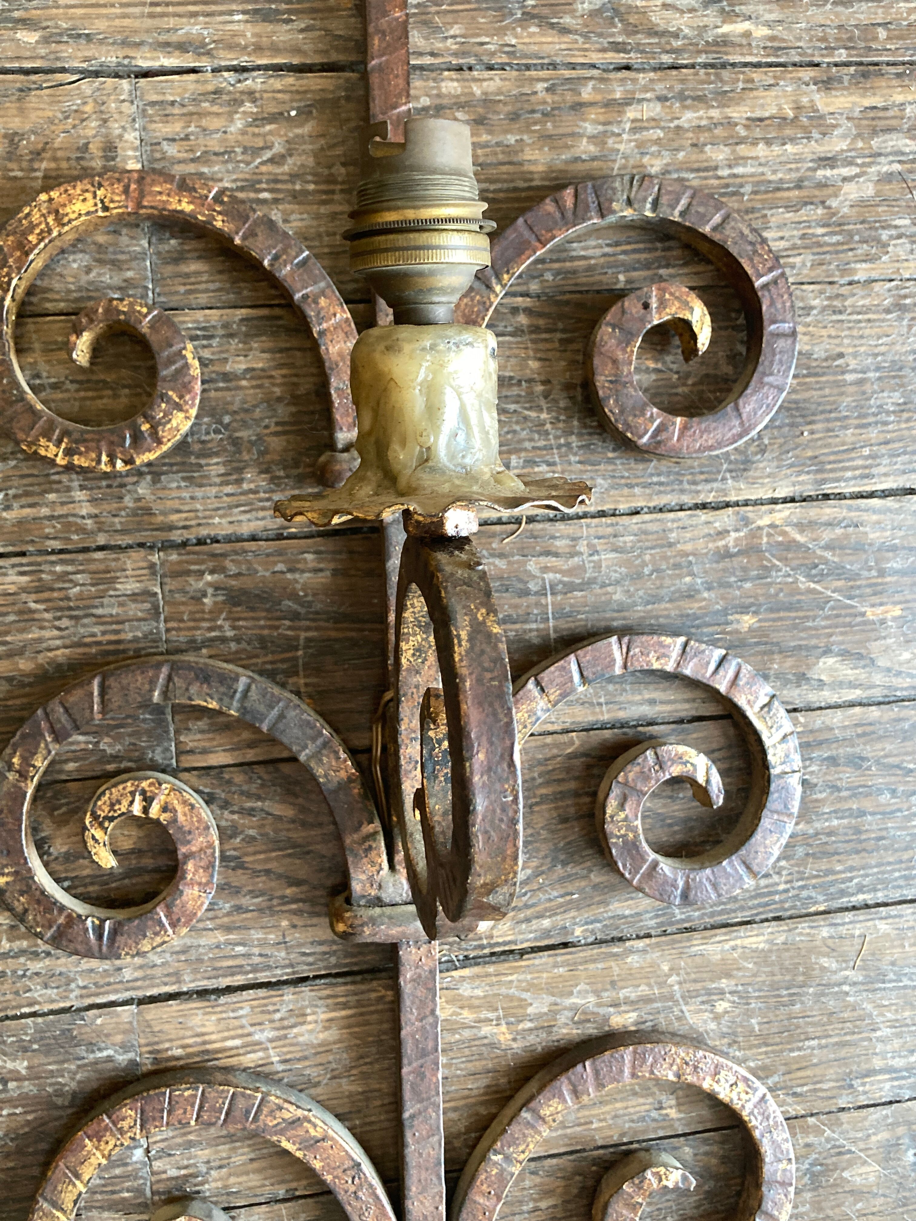 XXL wall lamp in gilded iron Italian work 1960