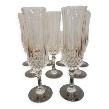 9 flûtes à champagne en cristal d'Arques modèle Longchamp