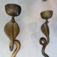 Série de 4 grands bougeoirs serpents sculpturaux en laiton patiné – an