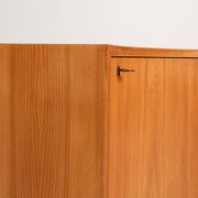 Cabinet d'angle en orme scandinave, milieu du siècle