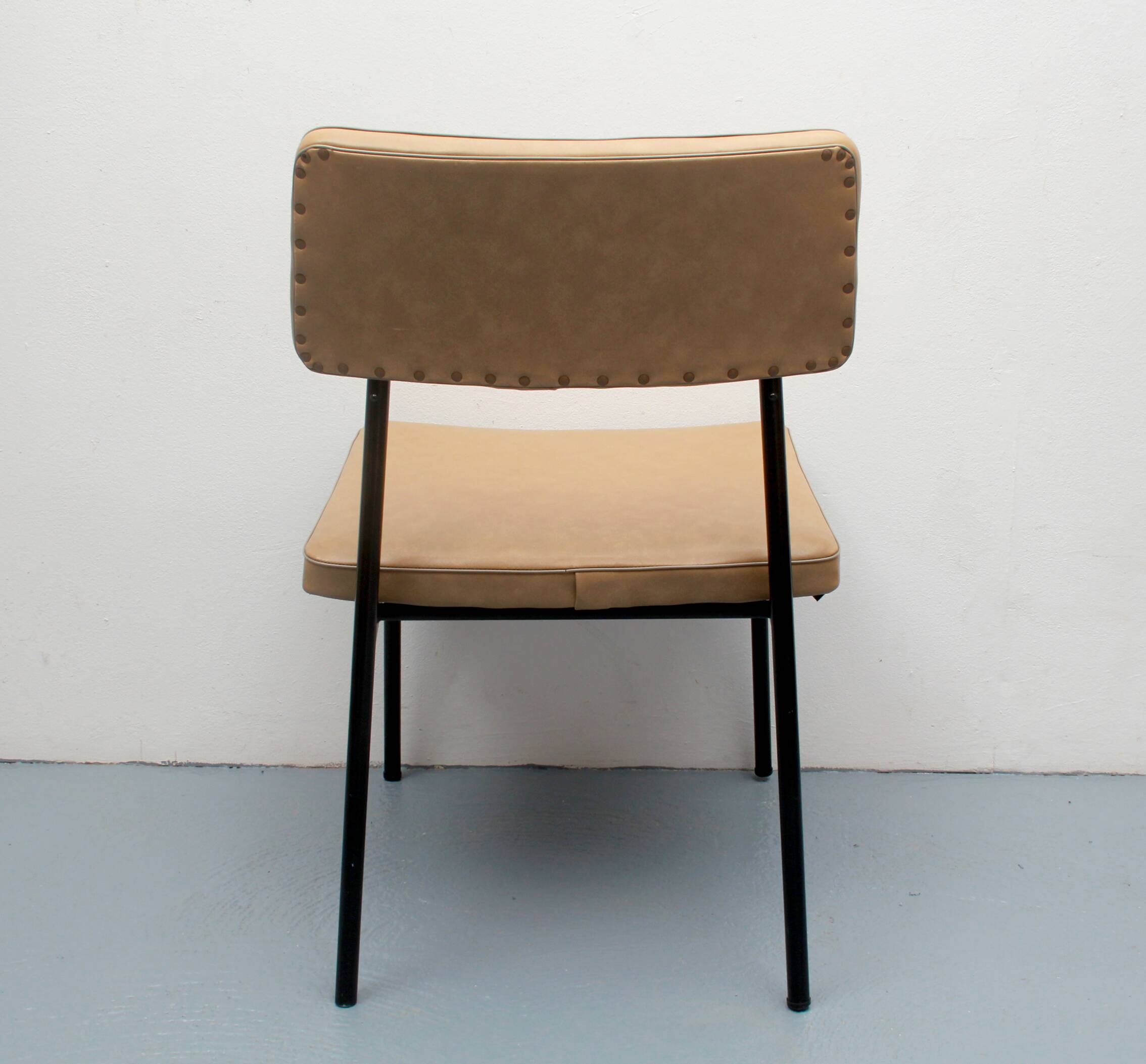 1950s chair in beige leatherette