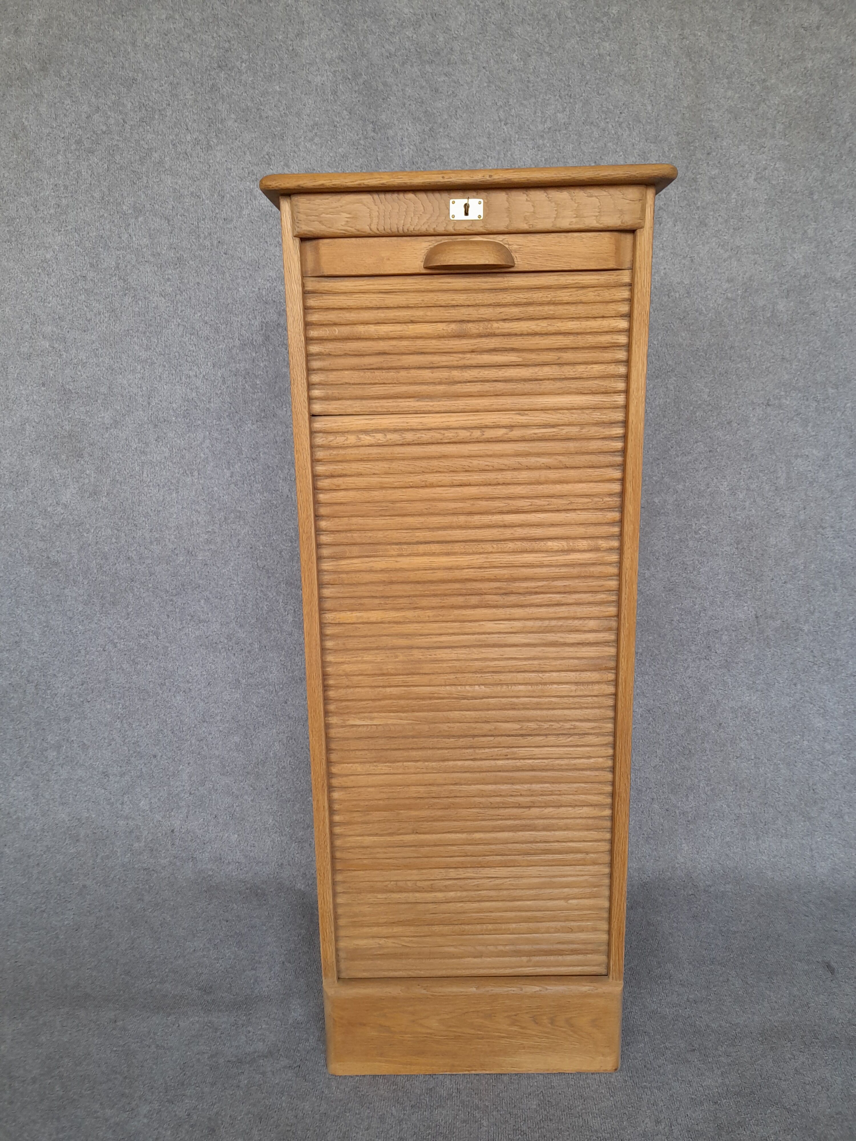 Curtain binder early 20th century