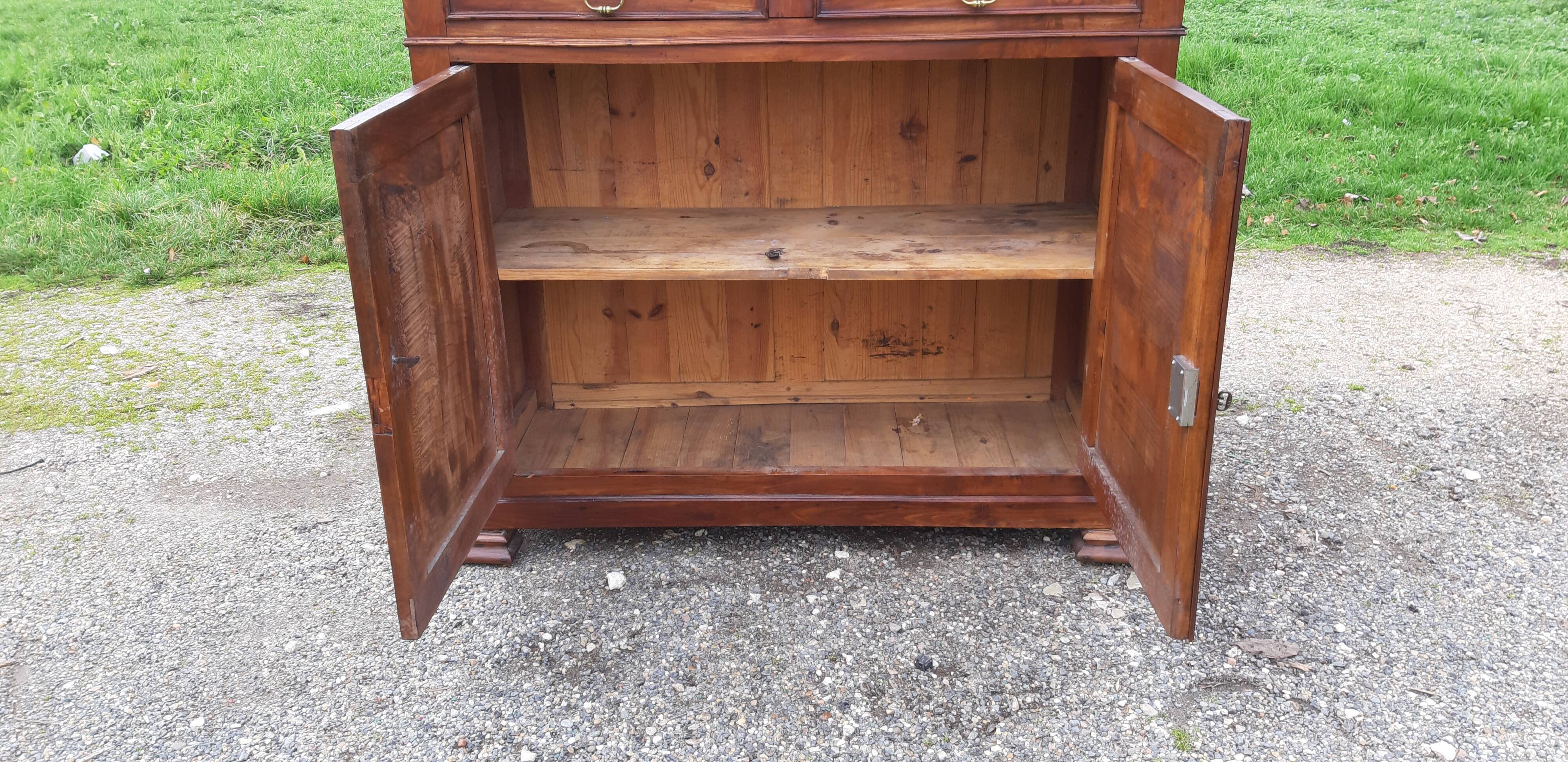 Walnut showcase buffet 19th