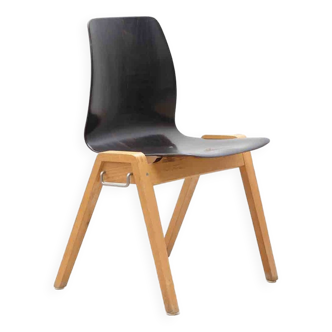 Pagholz ebony and beech bistro chair