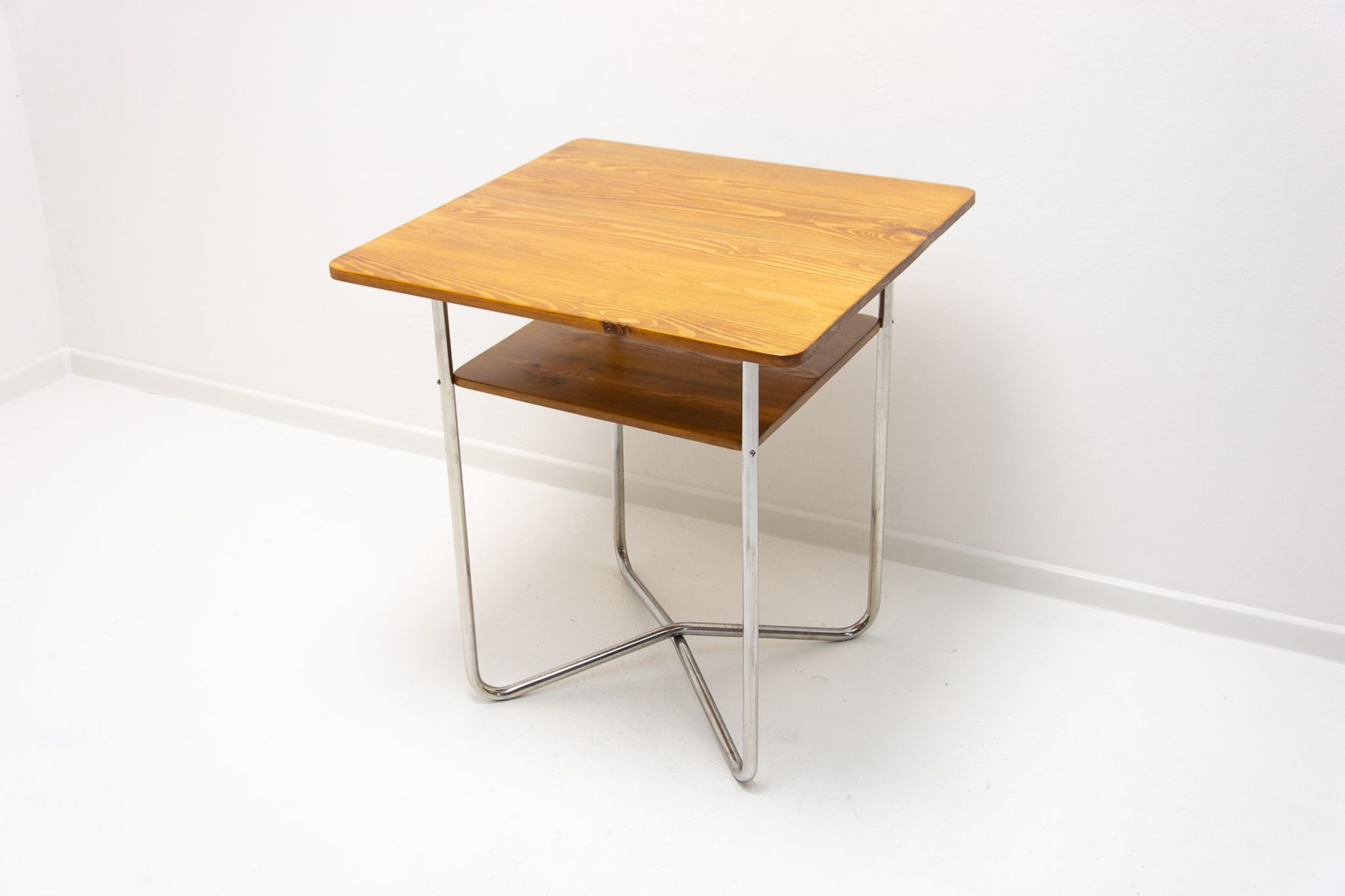 Bauhaus coffee table, Czechoslovakia, 1930´s