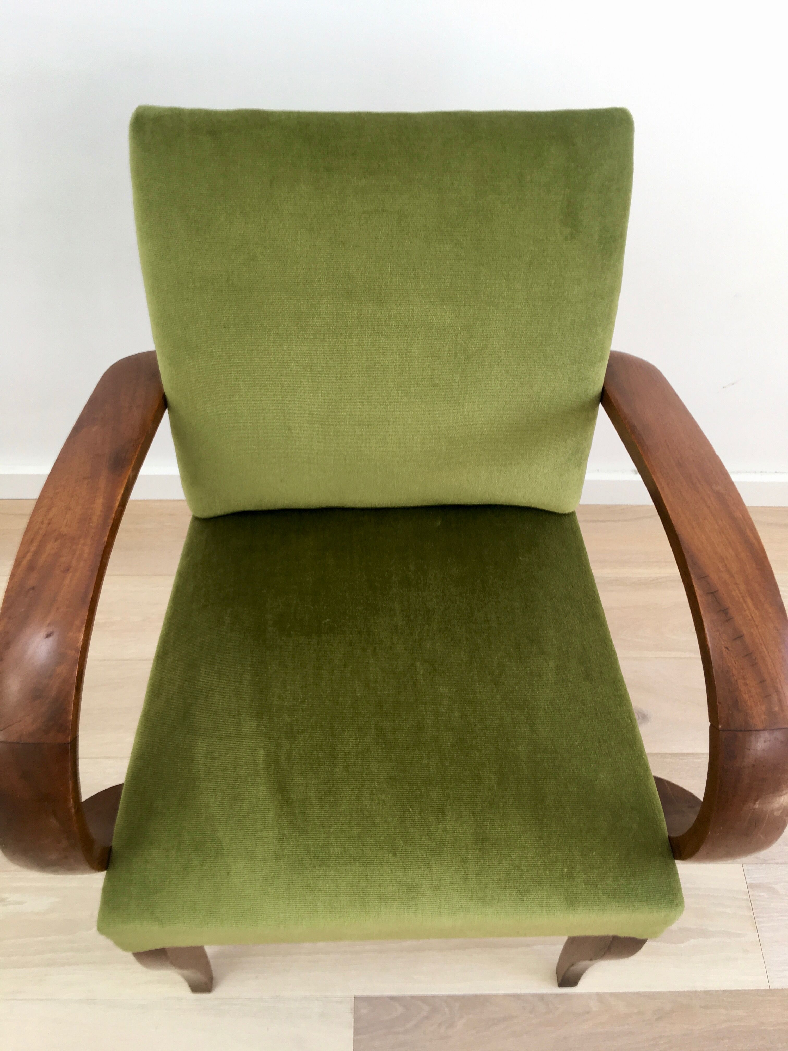 Velvet bridge armchair