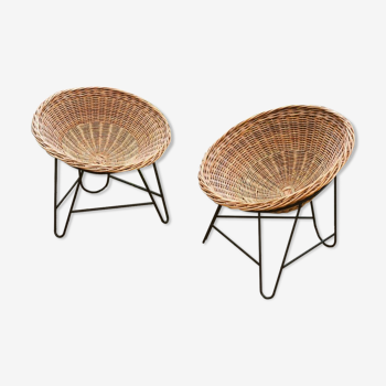 Pair of wicker chairs