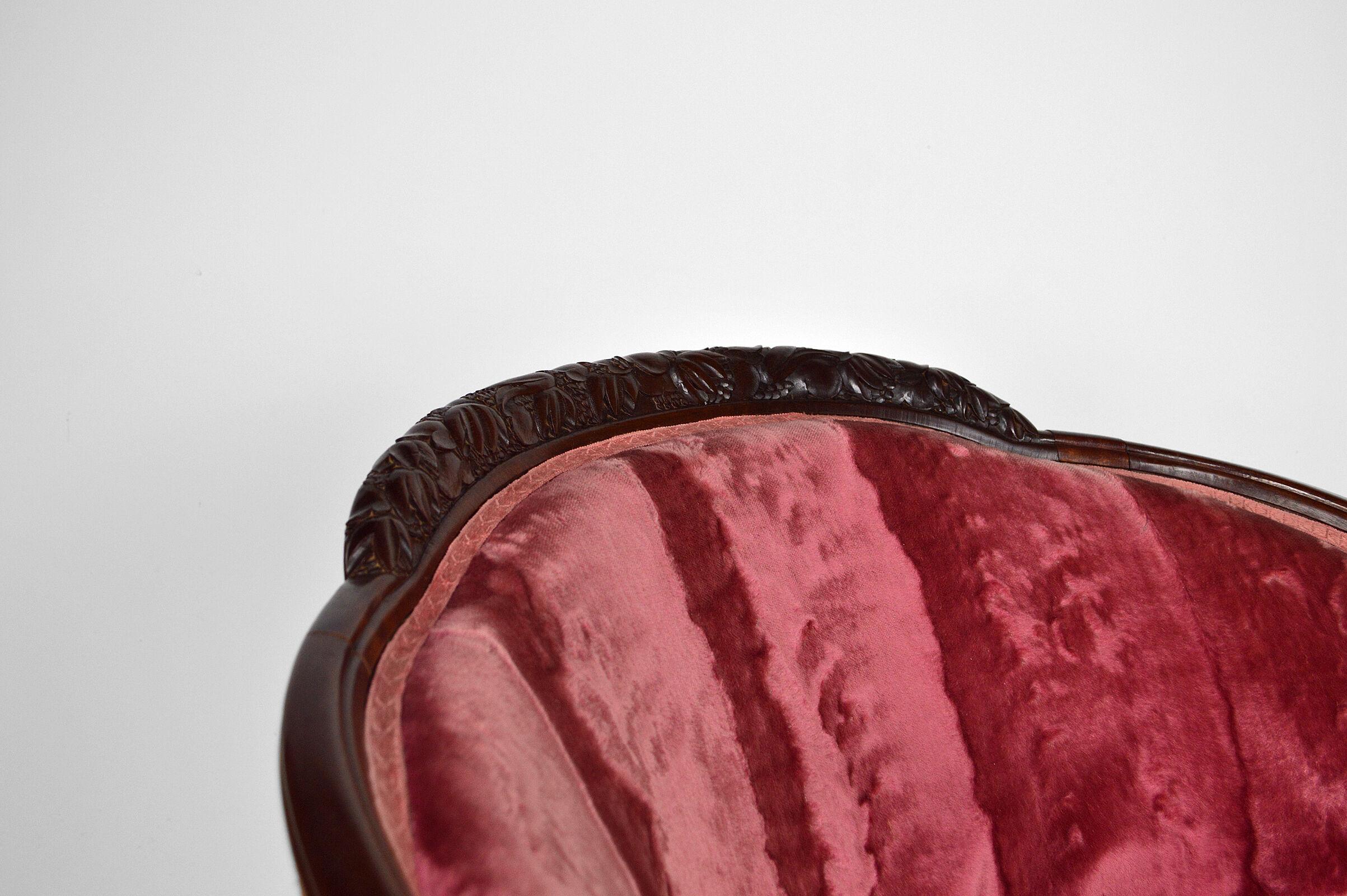 Art Deco Salon by Paul Follot in pink velvet, circa 1920