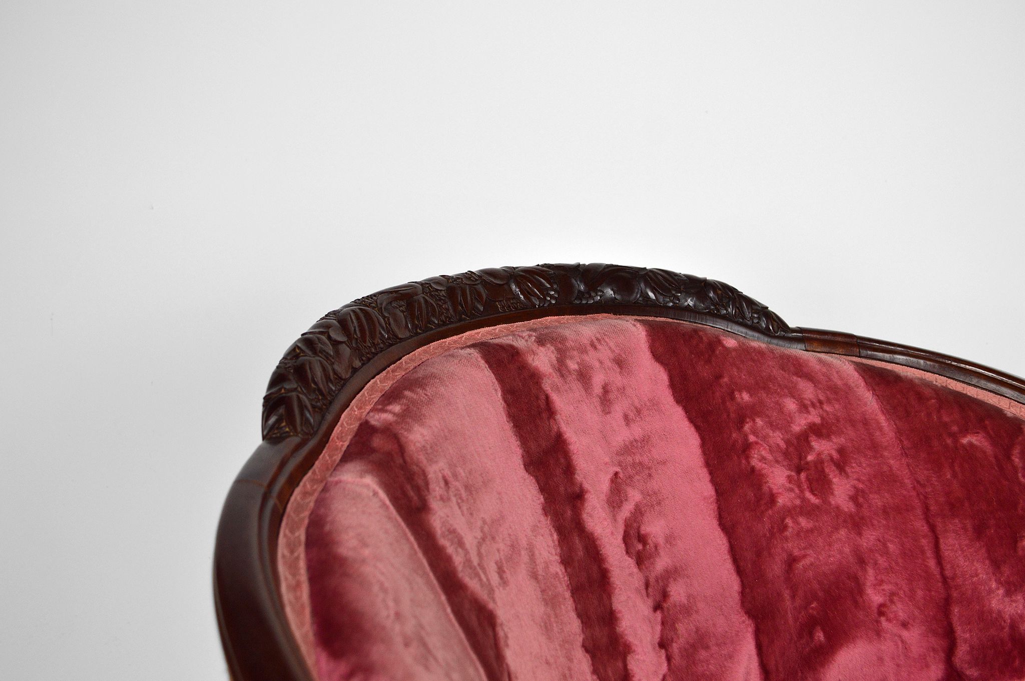 Art Deco Salon by Paul Follot in pink velvet, circa 1920
