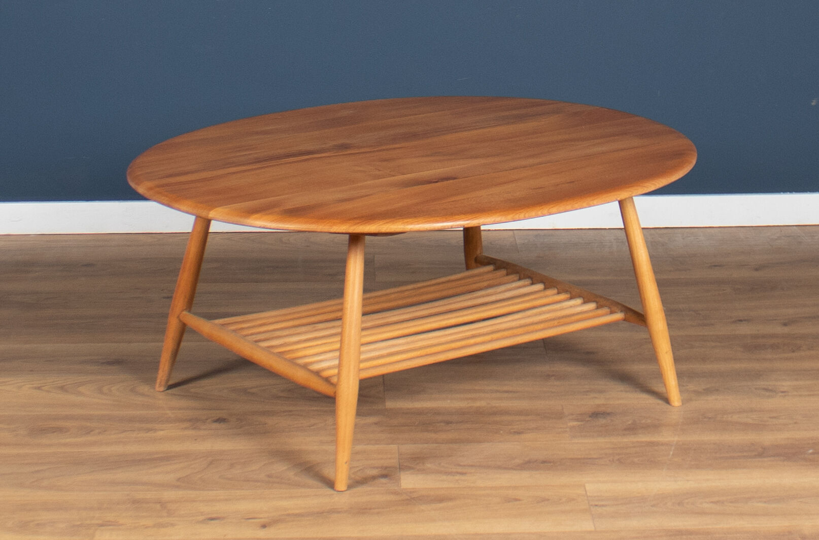 Retro vintage solid elm ercol model 454 supper table, coffee table