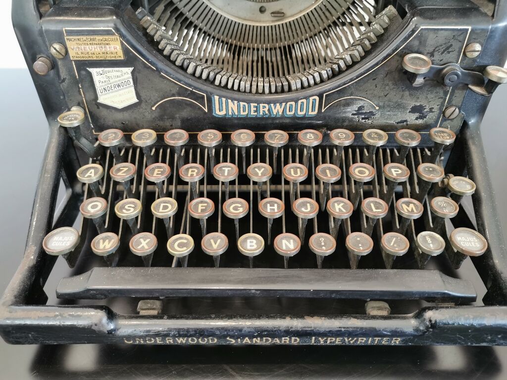 Underwood 1920 typewriter