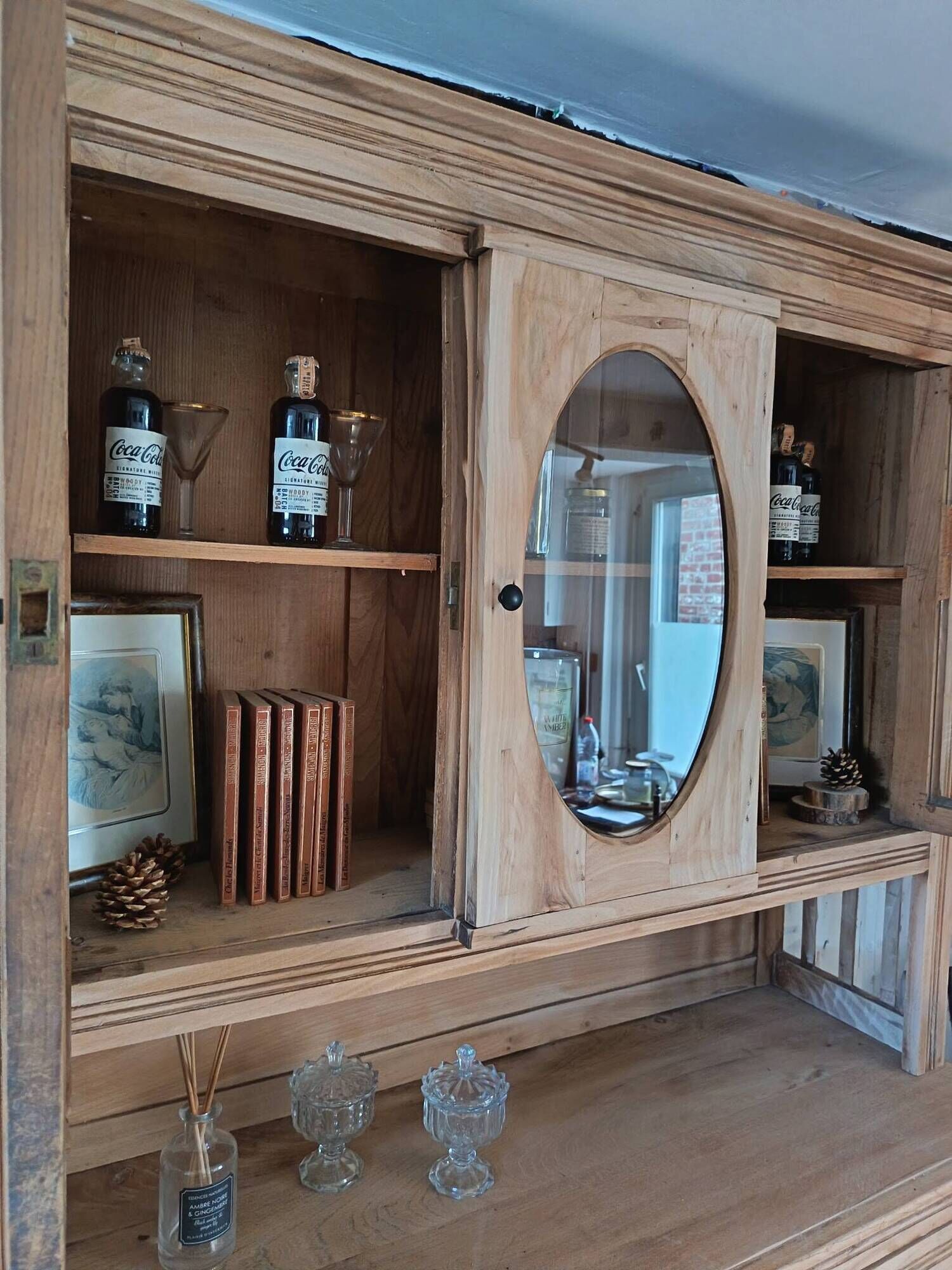Country-style sideboard