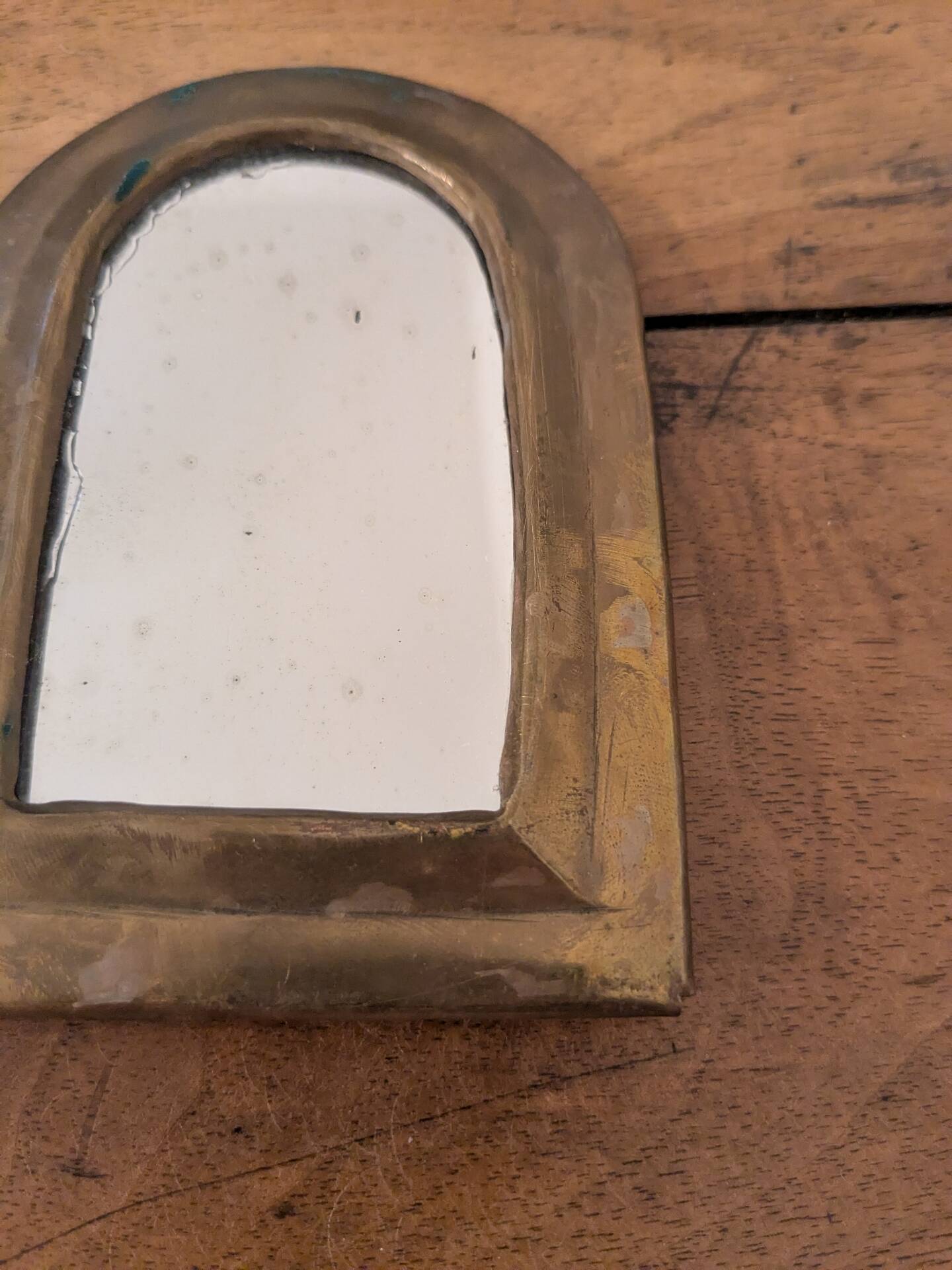 Petit miroir en laiton