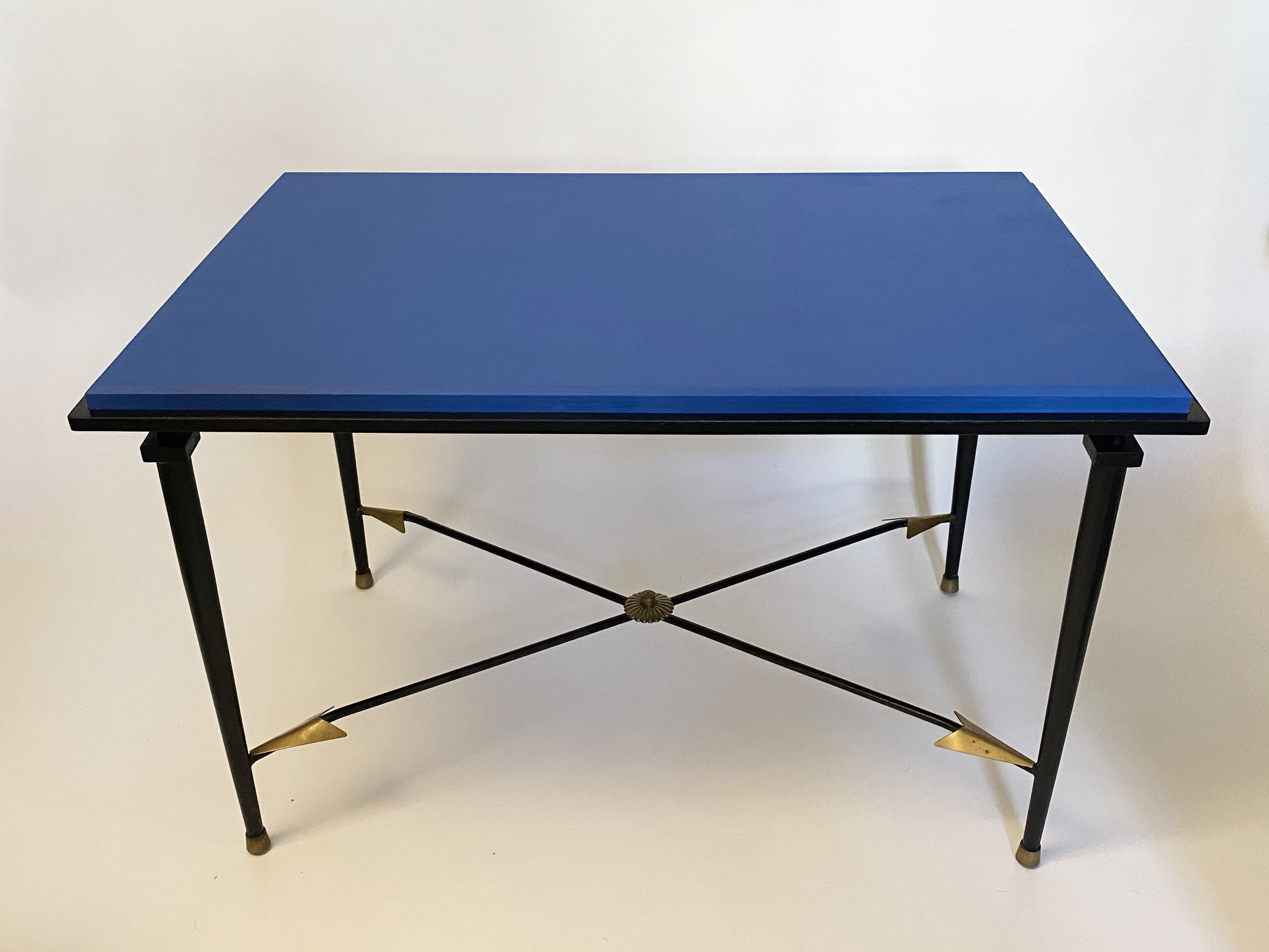 Art Deco wrought iron side table with brass arrow decoration, 1940s