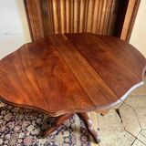 Foldable "violin" side table