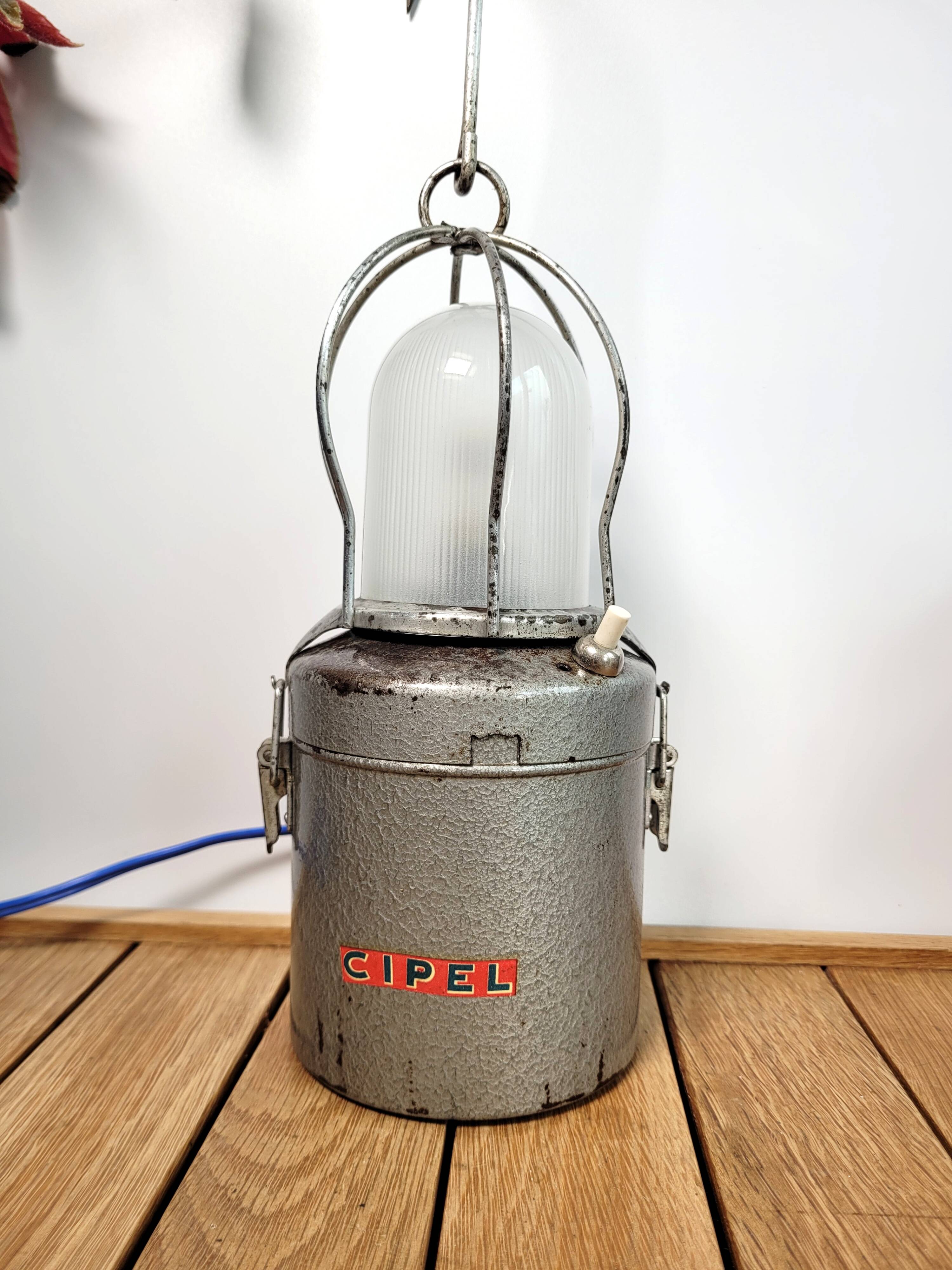 Cipel portable workshop lamp 1950