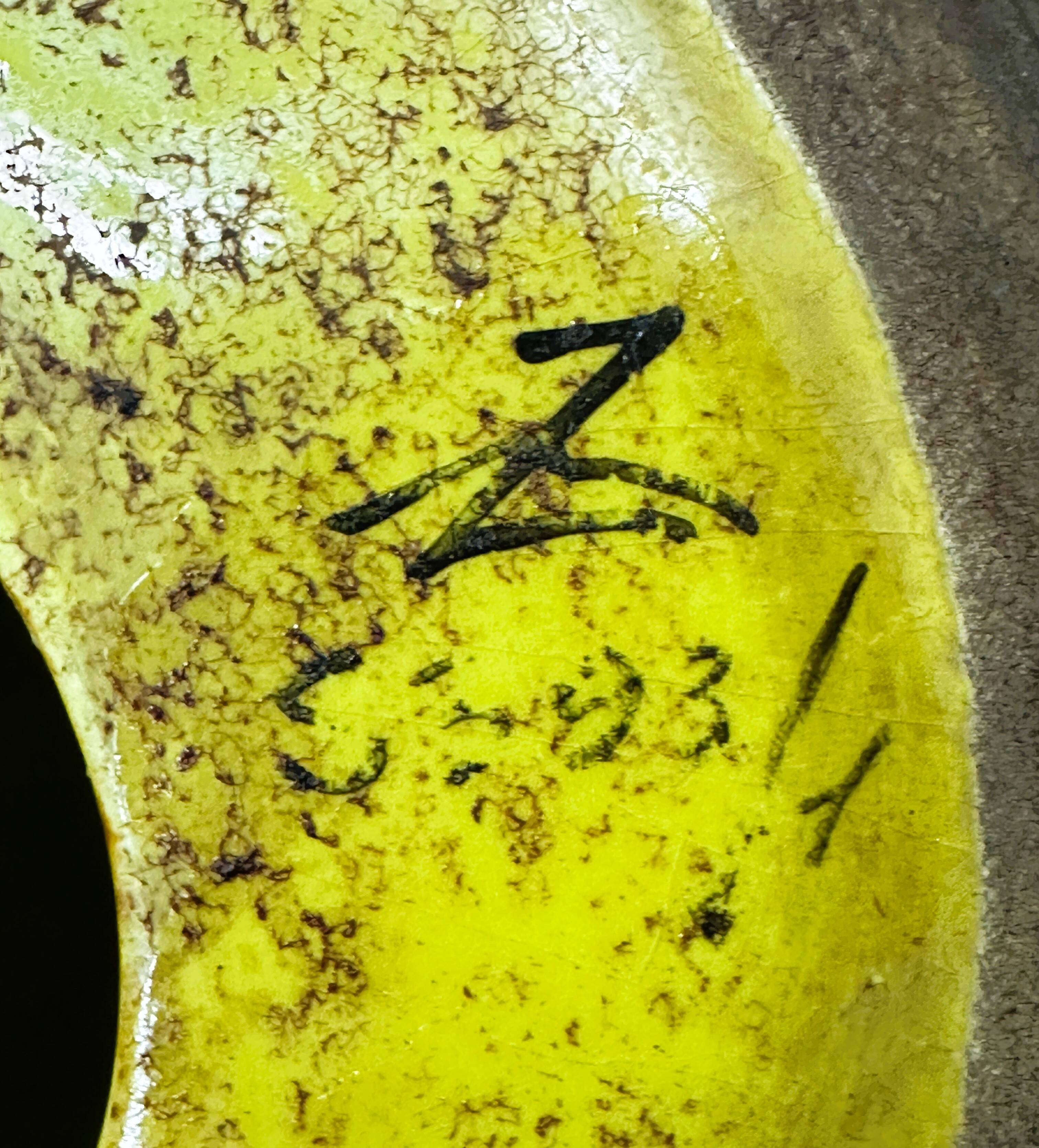 Striking Uco Zaccagnini Lemon Fruit Basket Table Lamp, 1970s. Italy.