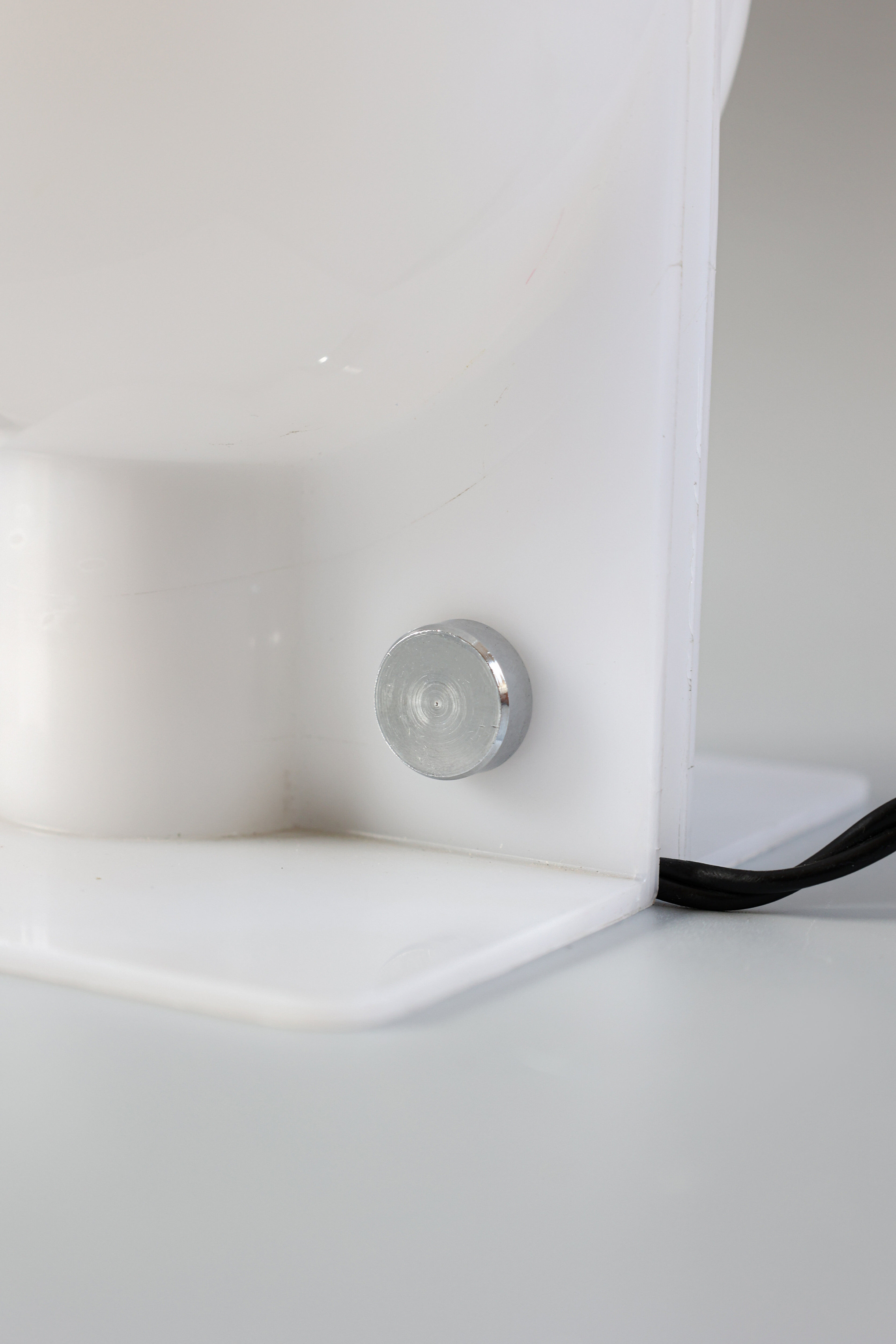 Harvey Guzzini 'Sirio' table lamp, 1970s.