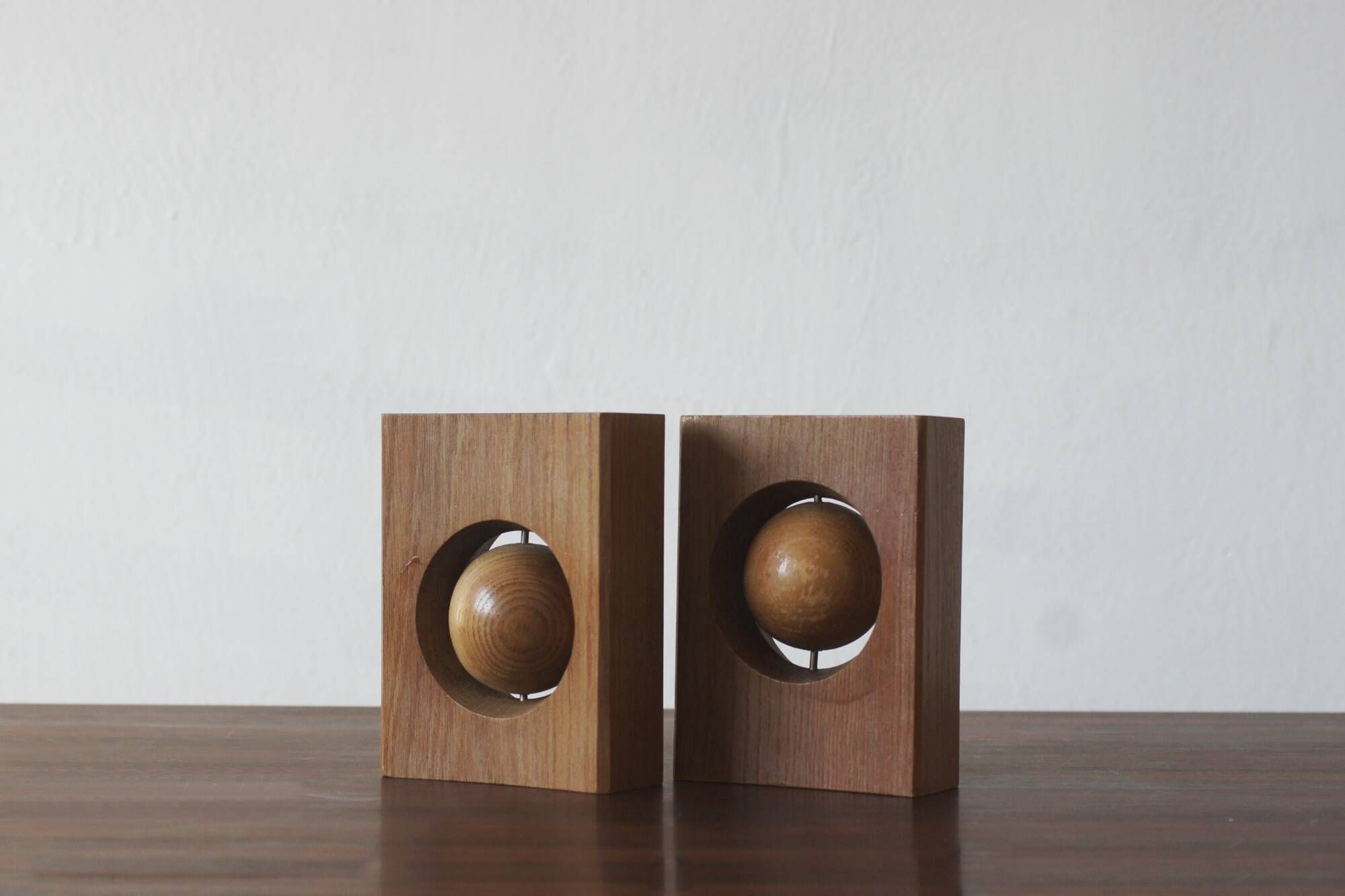 Étagères en bois de style mid-century moderne, années 1960, ensemble de 2