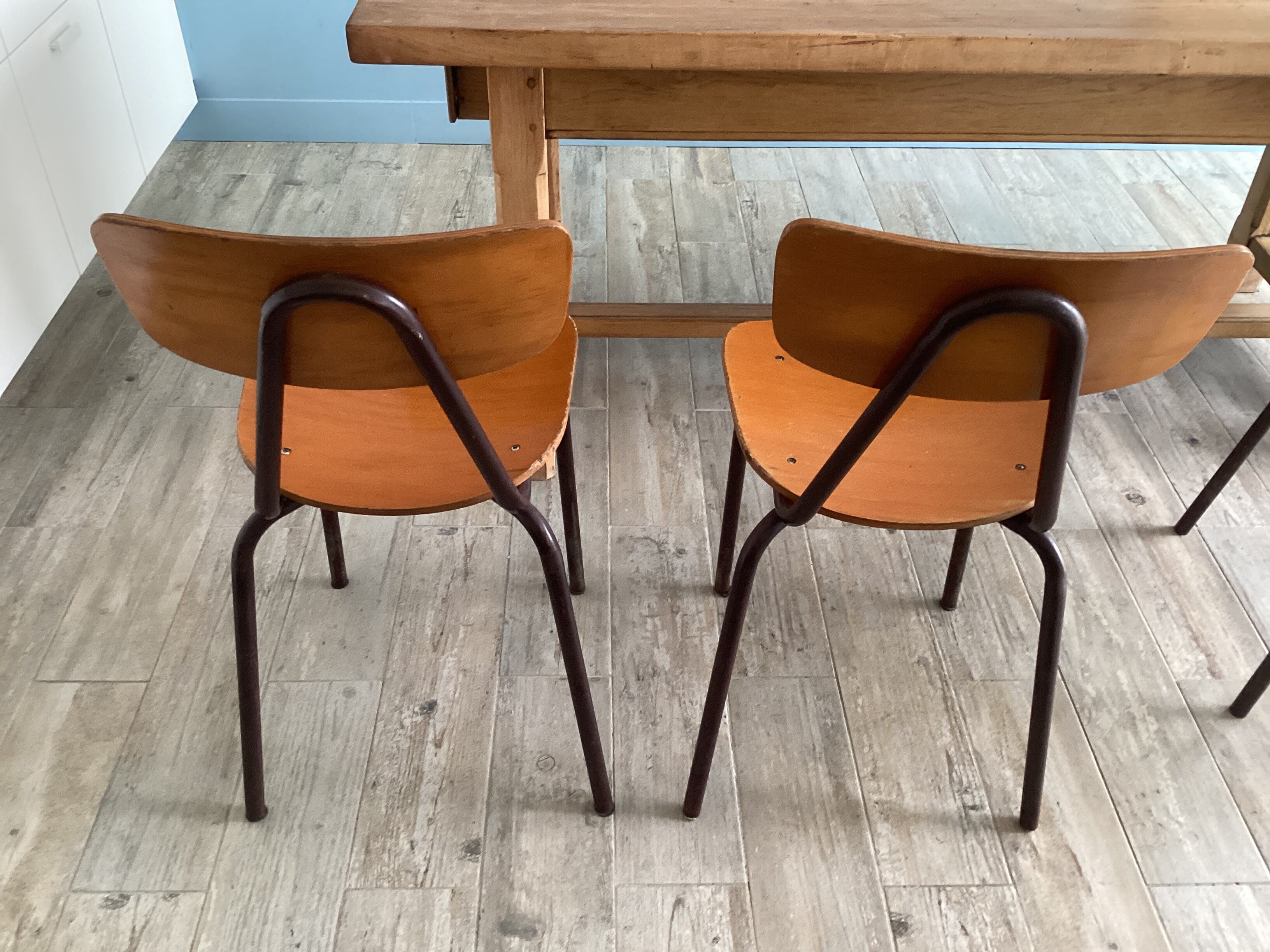 Set of 4 vintage school chairs