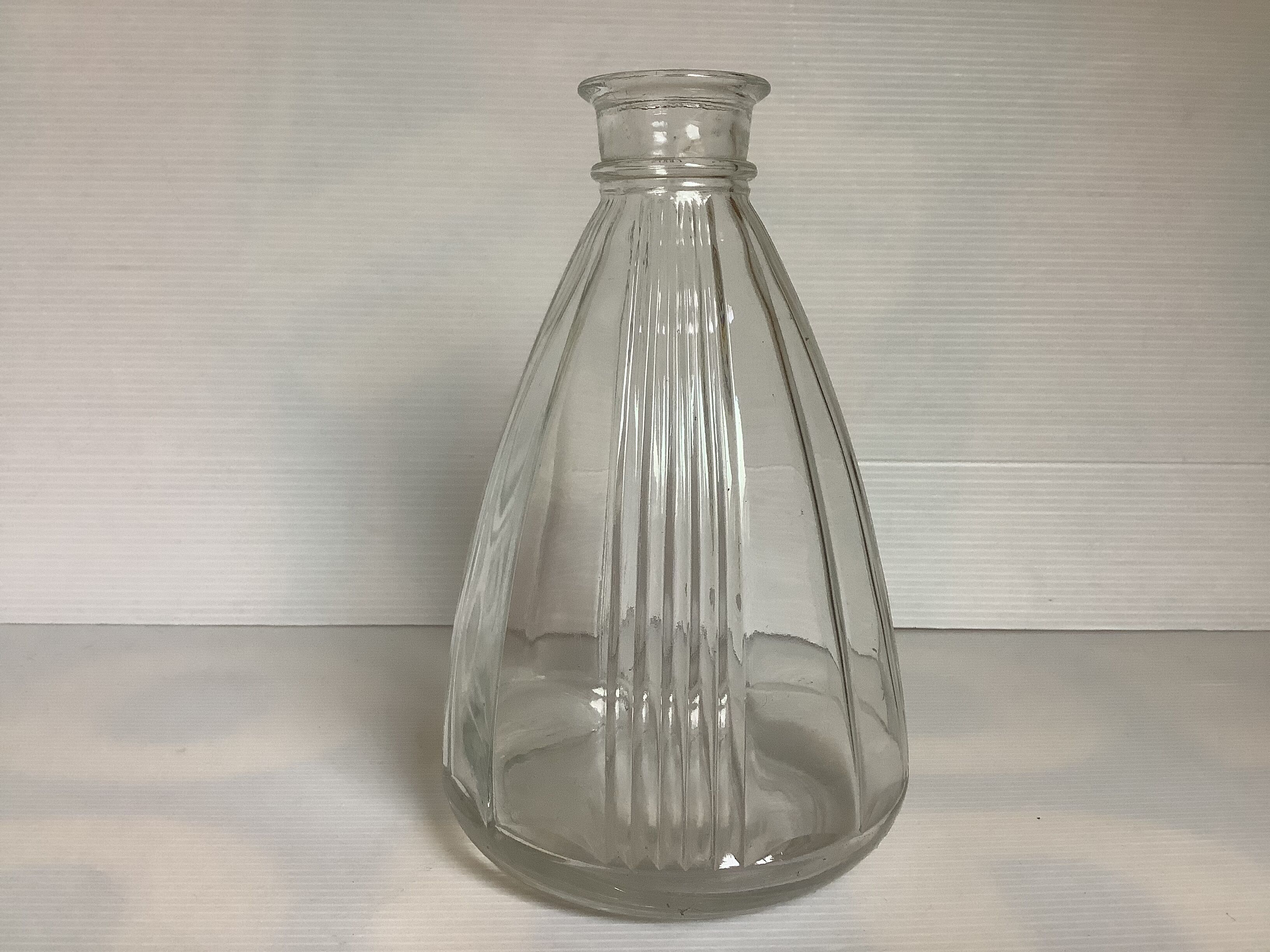 Glass bottle