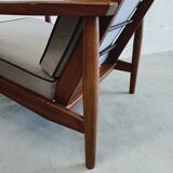 Paire de fauteuils en teck des années 1960, design hollandais