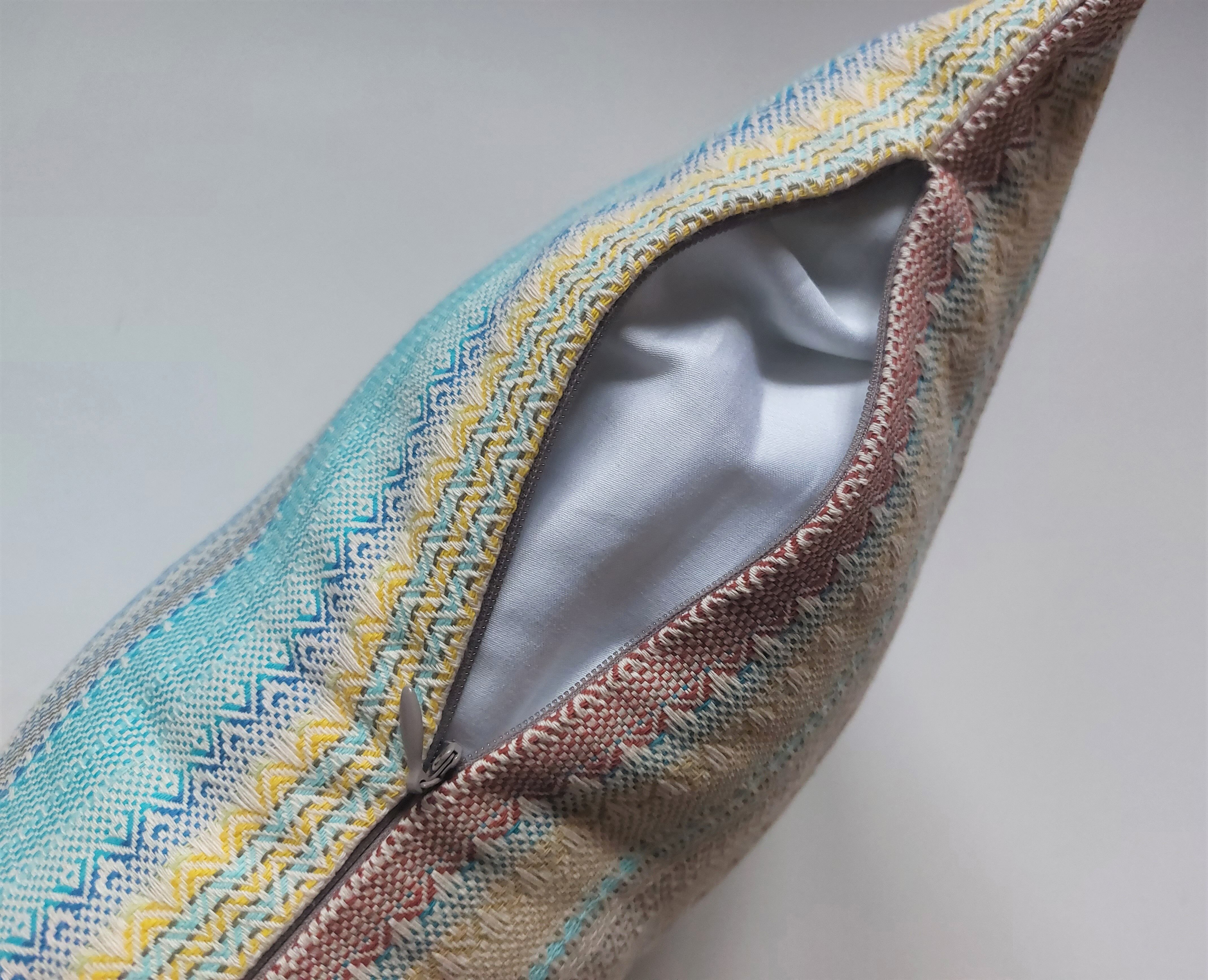 Cushion 40 cm x 30cm beige and blue