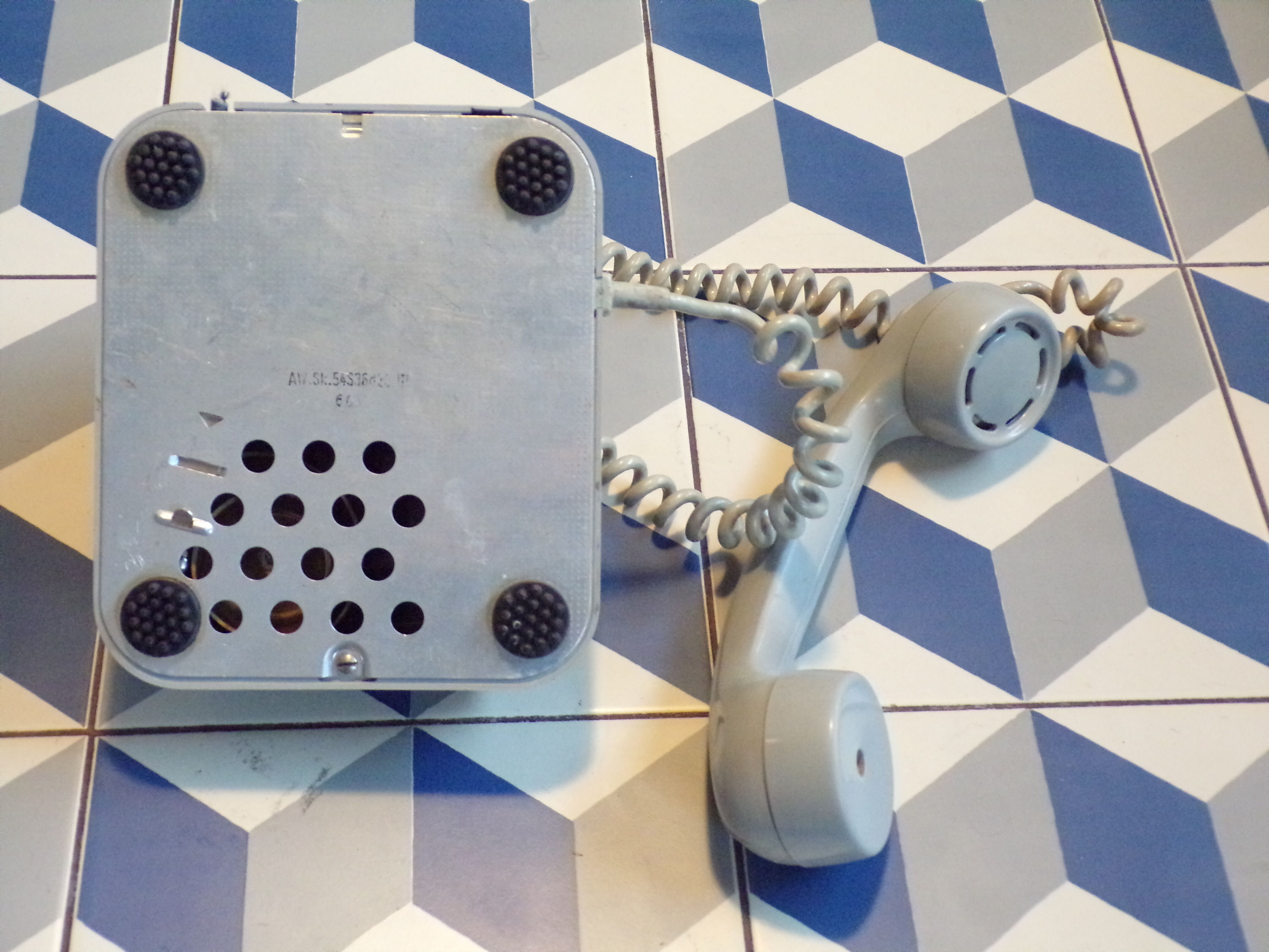 Swiss vintage dial phone in Bakelite