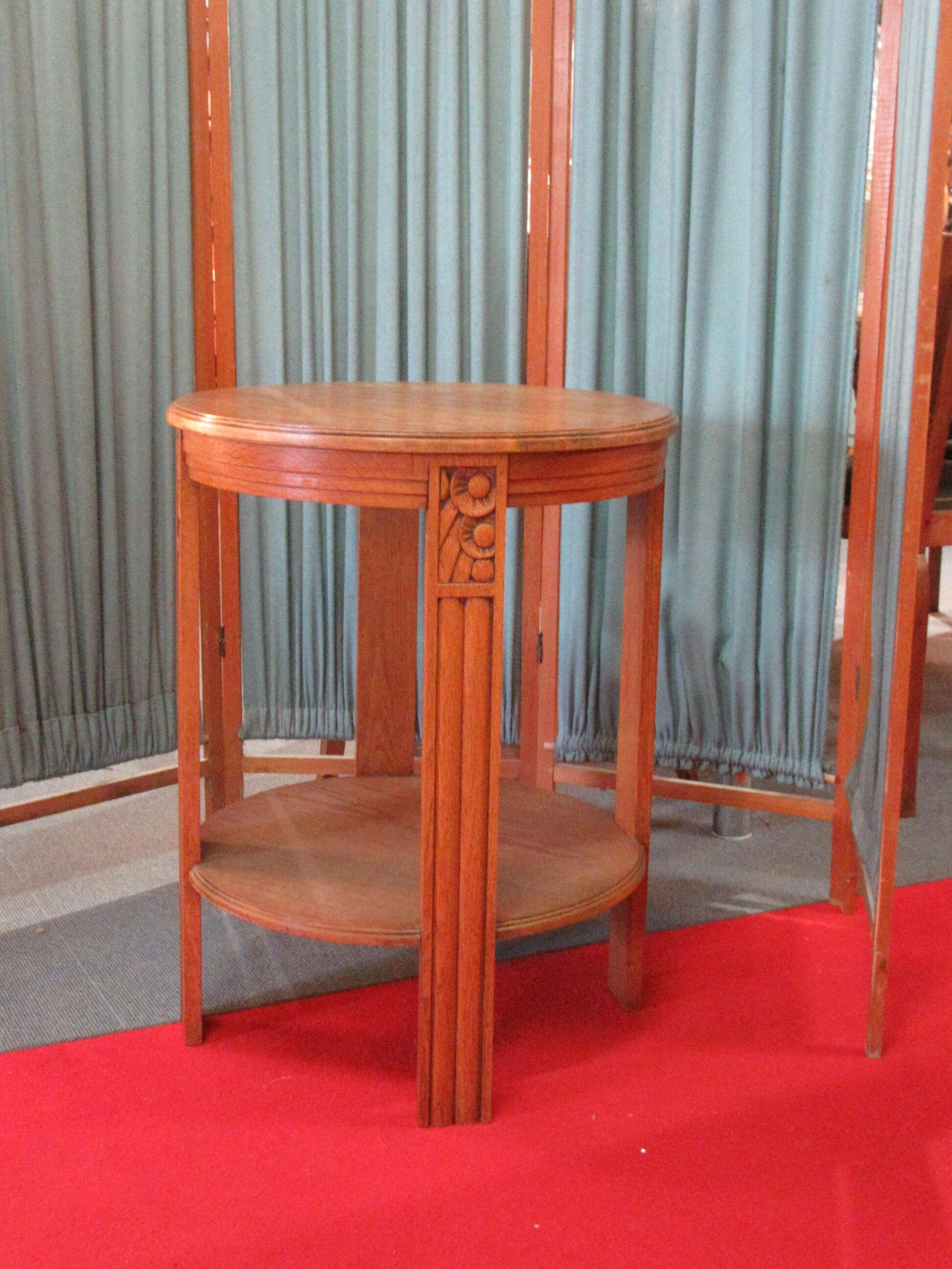 Oak art deco pedestal table