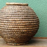 Burgundy in braided straw