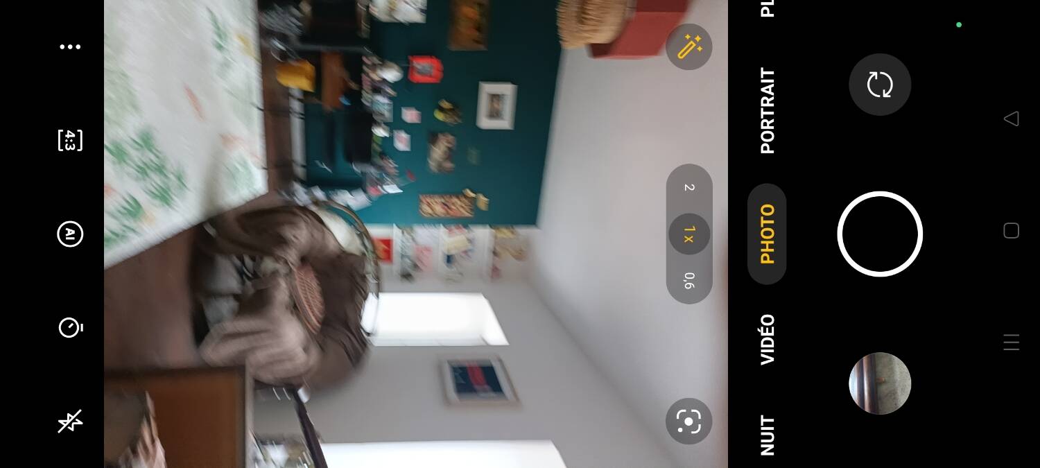 Beveled mirror in solid wood