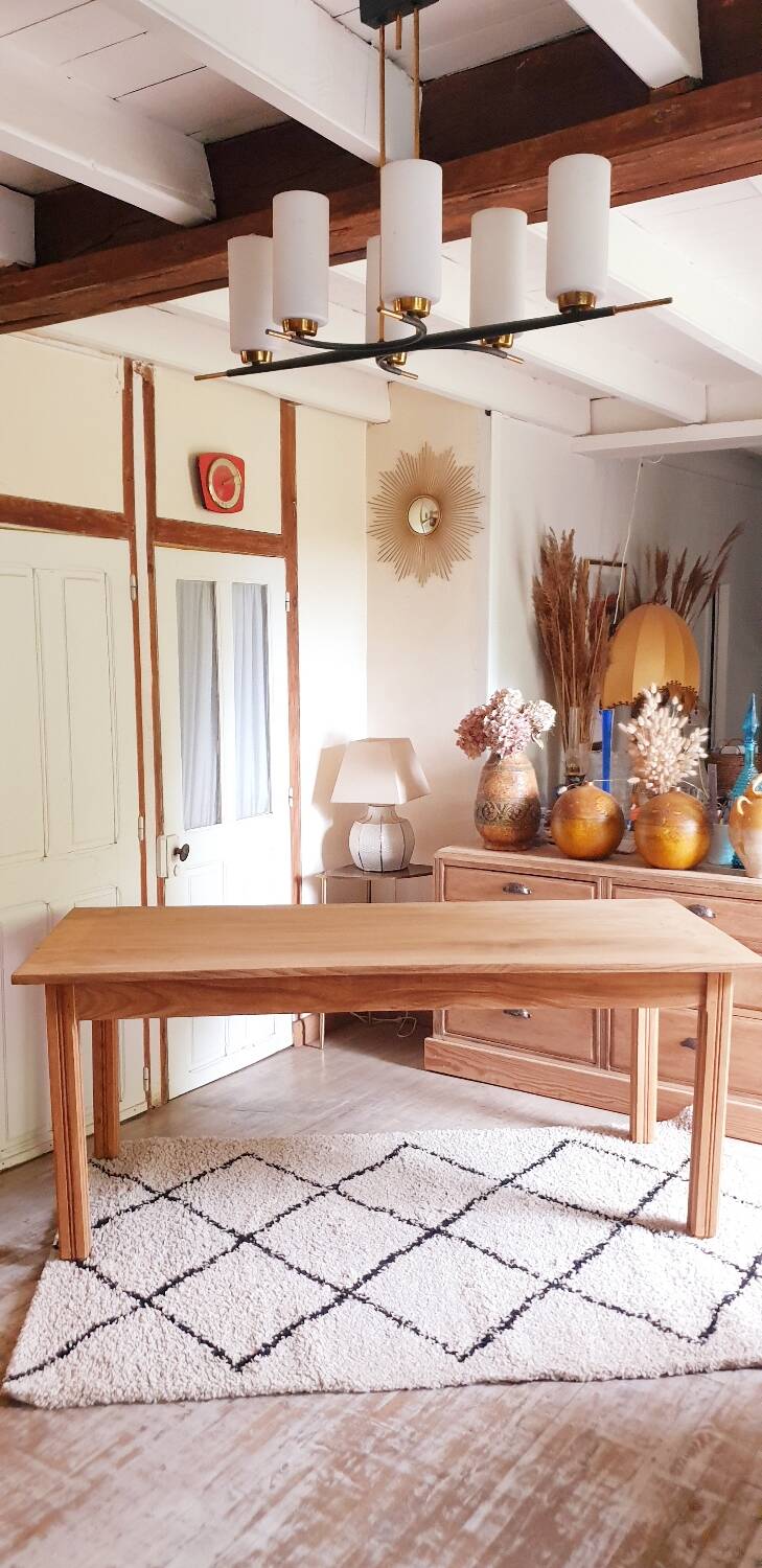 Farmhouse table