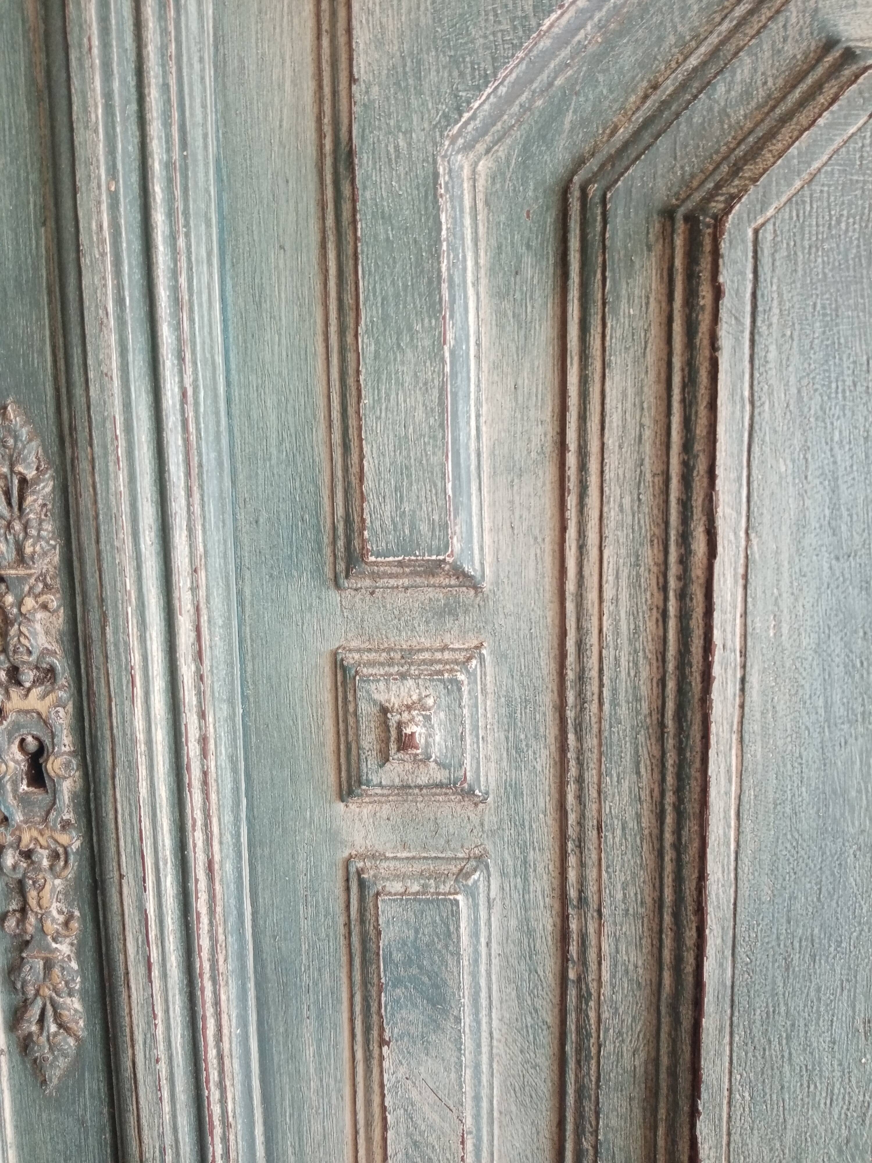 Ancienne porte patinée 64,5 x 59 cm