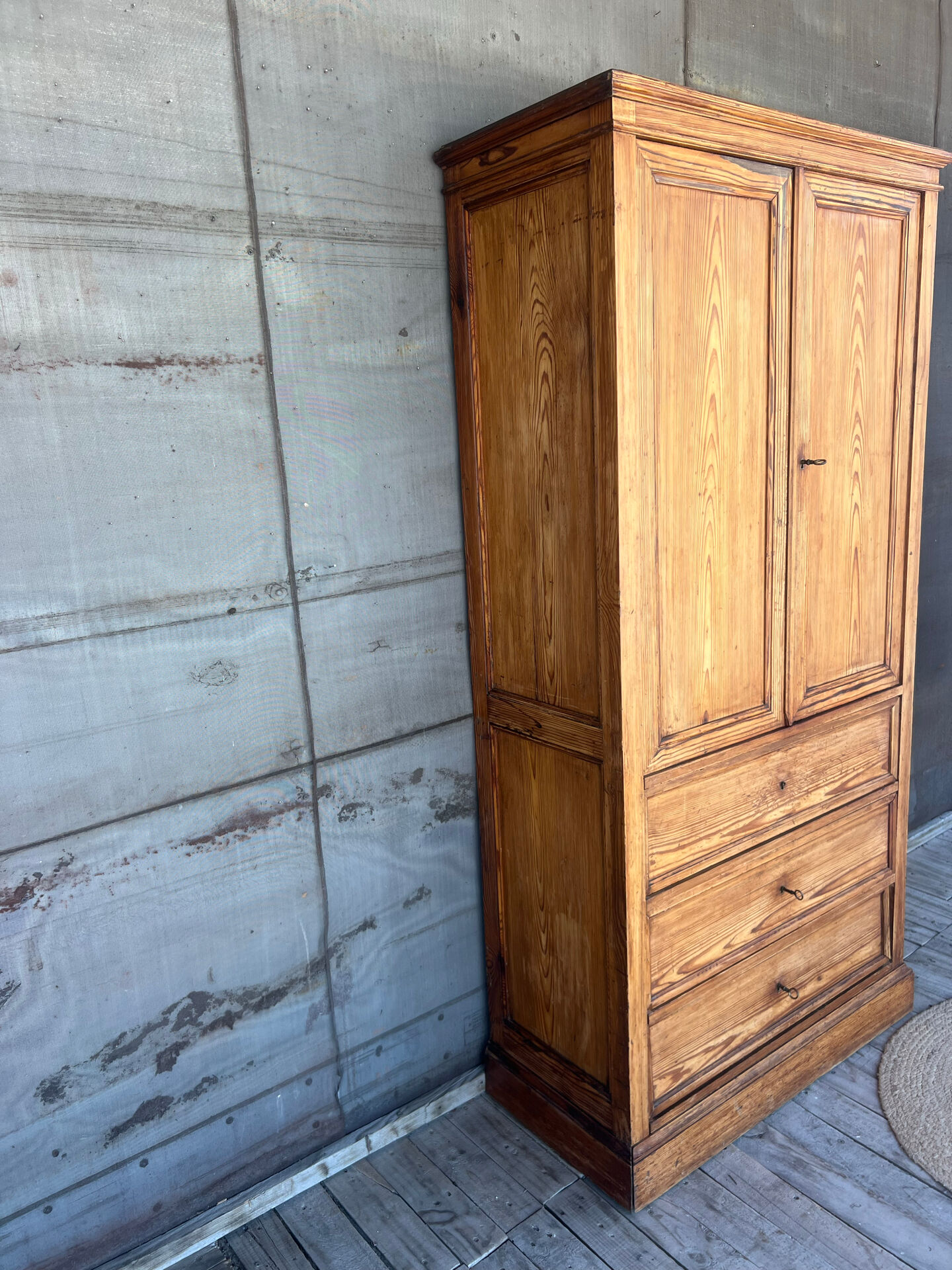 Raw wood furniture