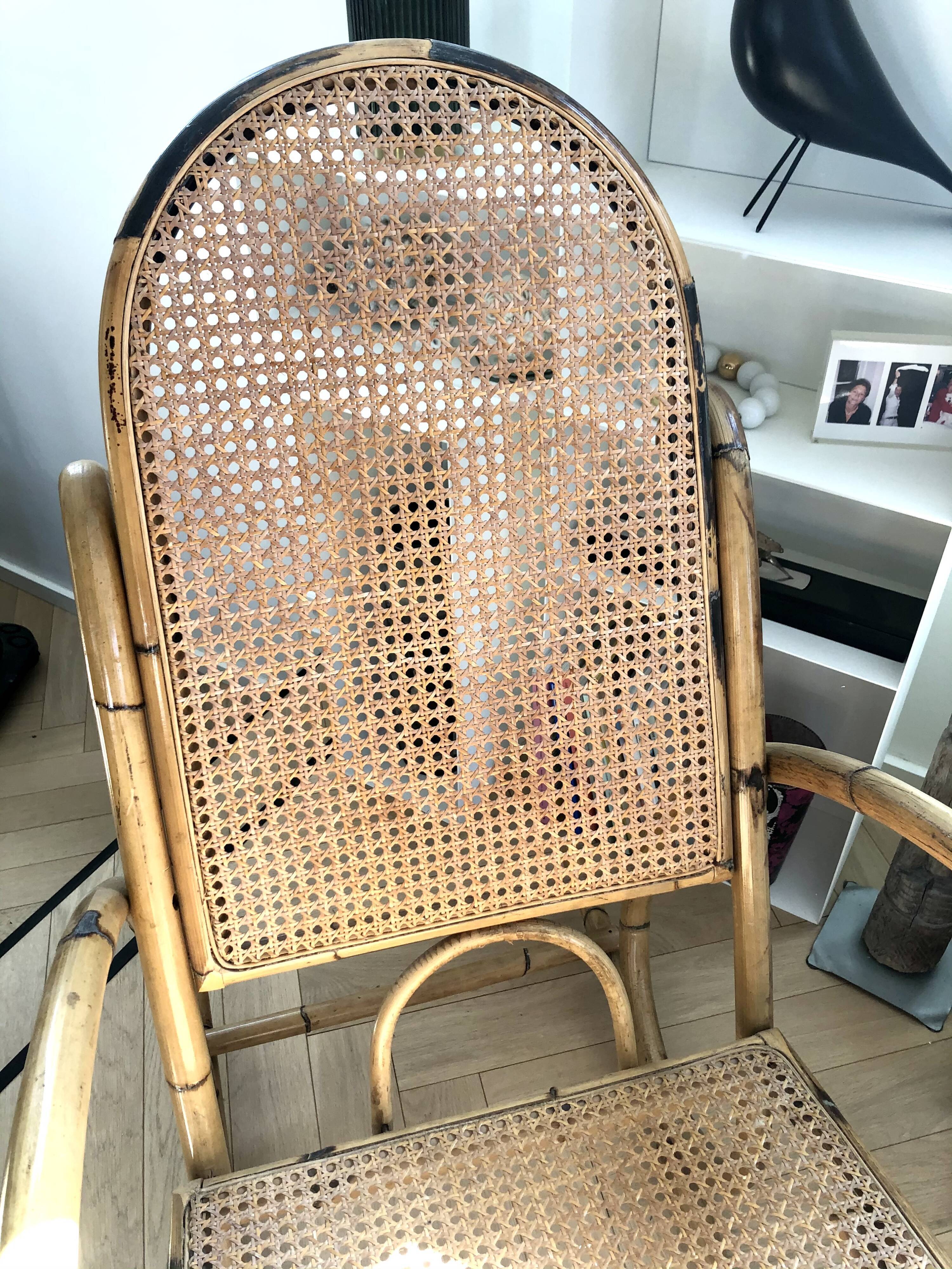 Vintage rocking-chair rattan