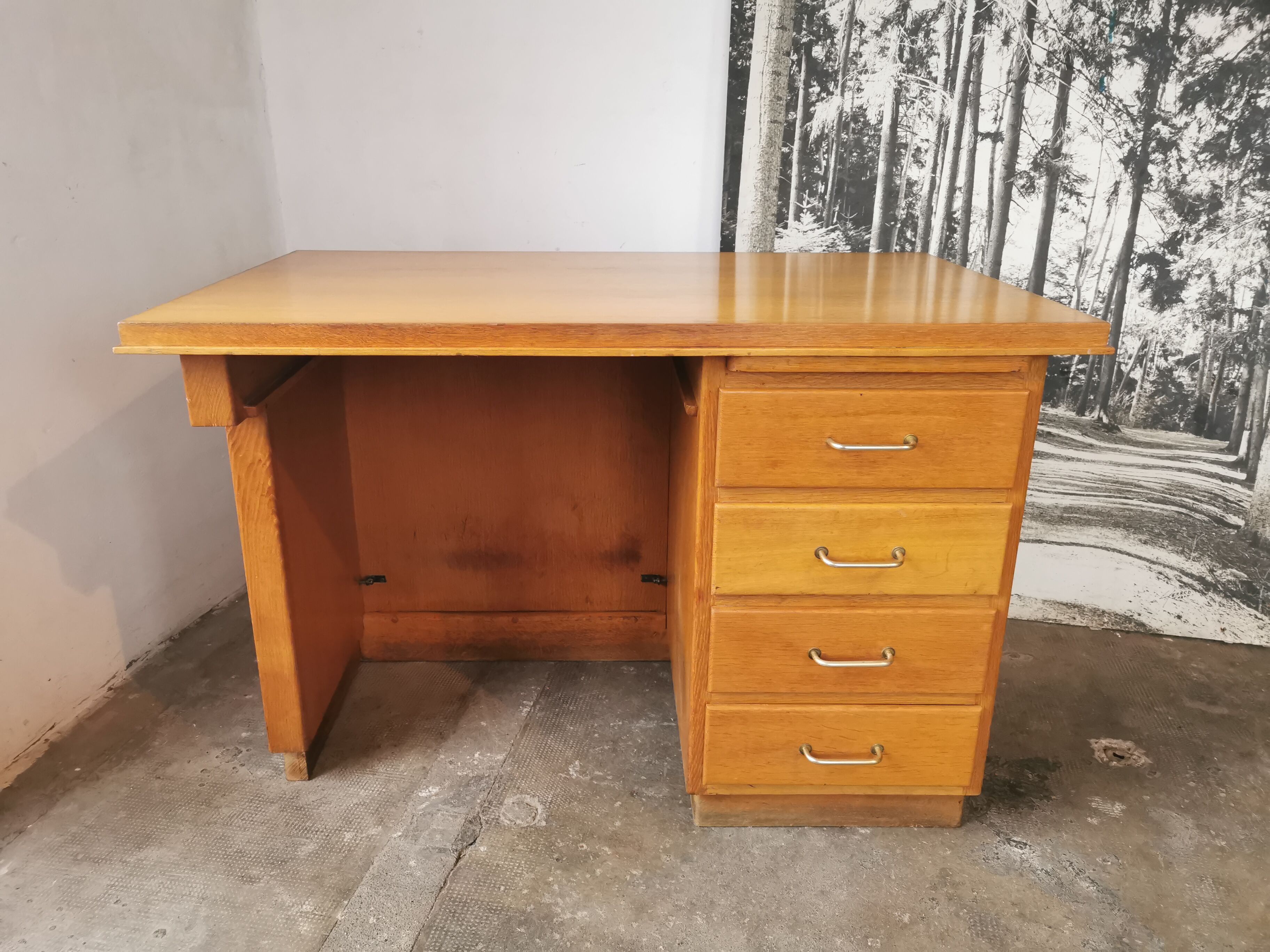 Bureau vintage des années 60