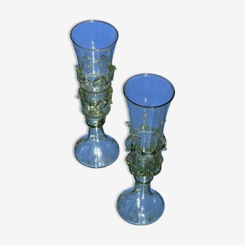 pair of green glass champagne flutes - points
