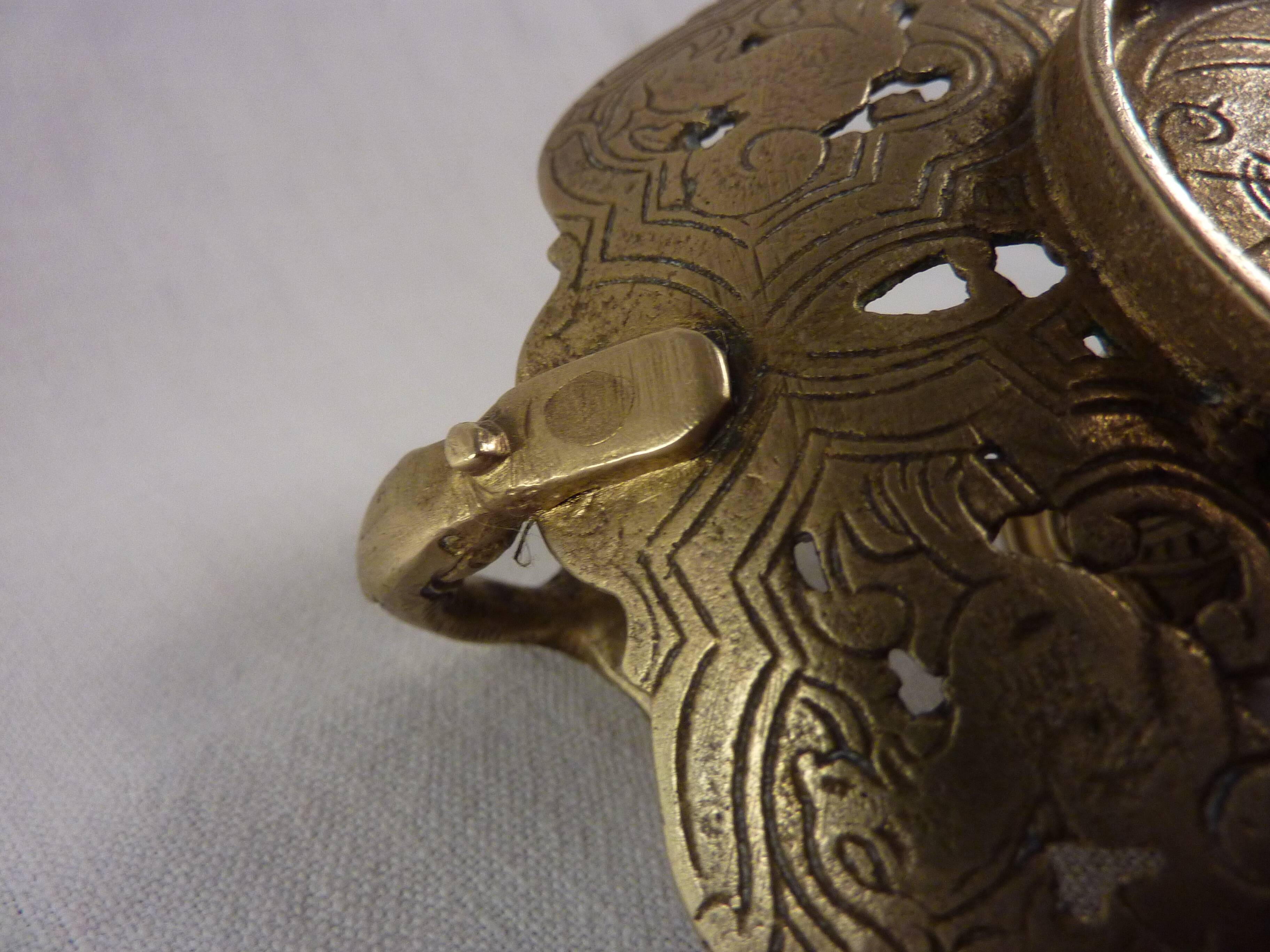 Hand boougeoir, cellar rat, openwork bronze