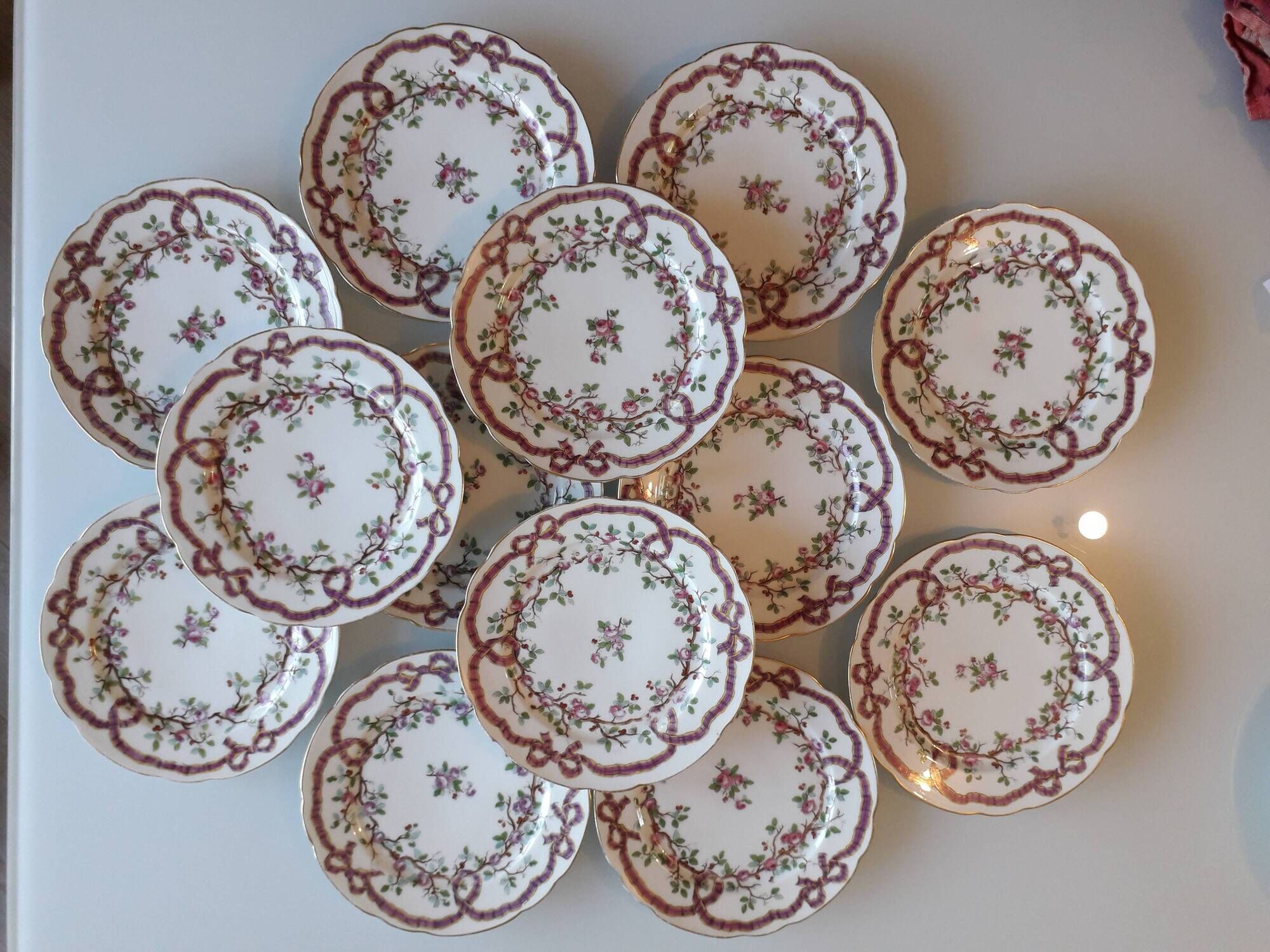 Set of 13 porcelain plates from PARIS - EDMOND HONORE - Early nineteenth