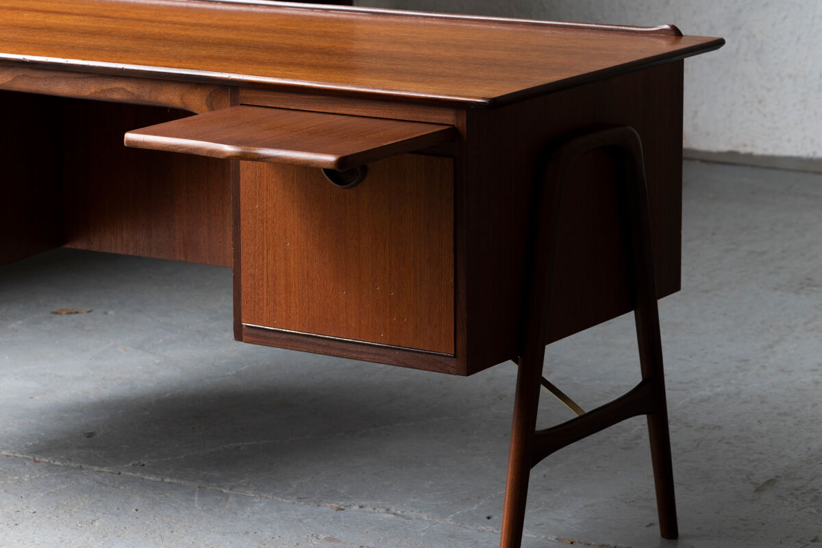 Bureau de Louis Van Teeffelen pour Wébé design hollandais, années 1950