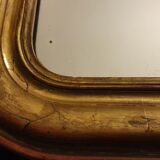 Large Louis Philippe mirror gilded with leaf. 137 x 99 cm.
