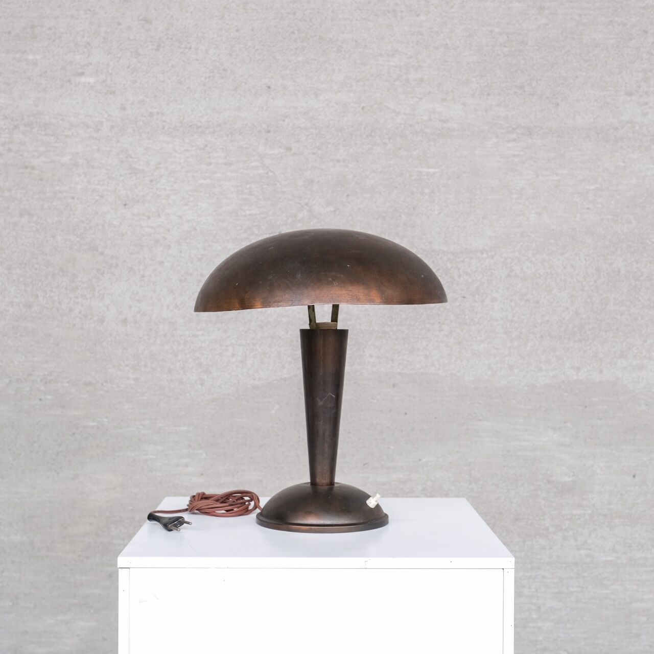 Italian Mid-Century Single Table Lamp