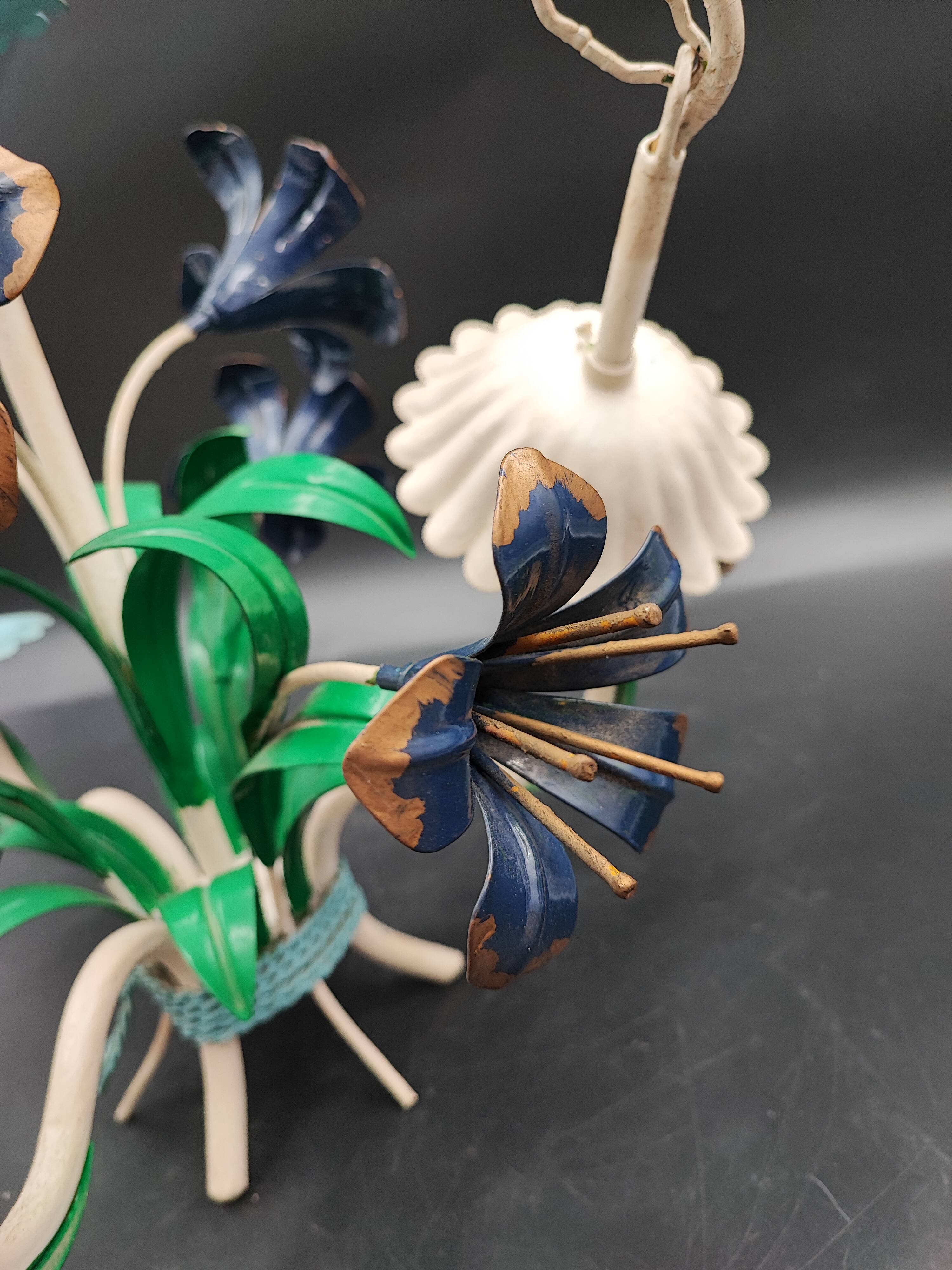 Chandelier metal flowers polychrome three arms vintage