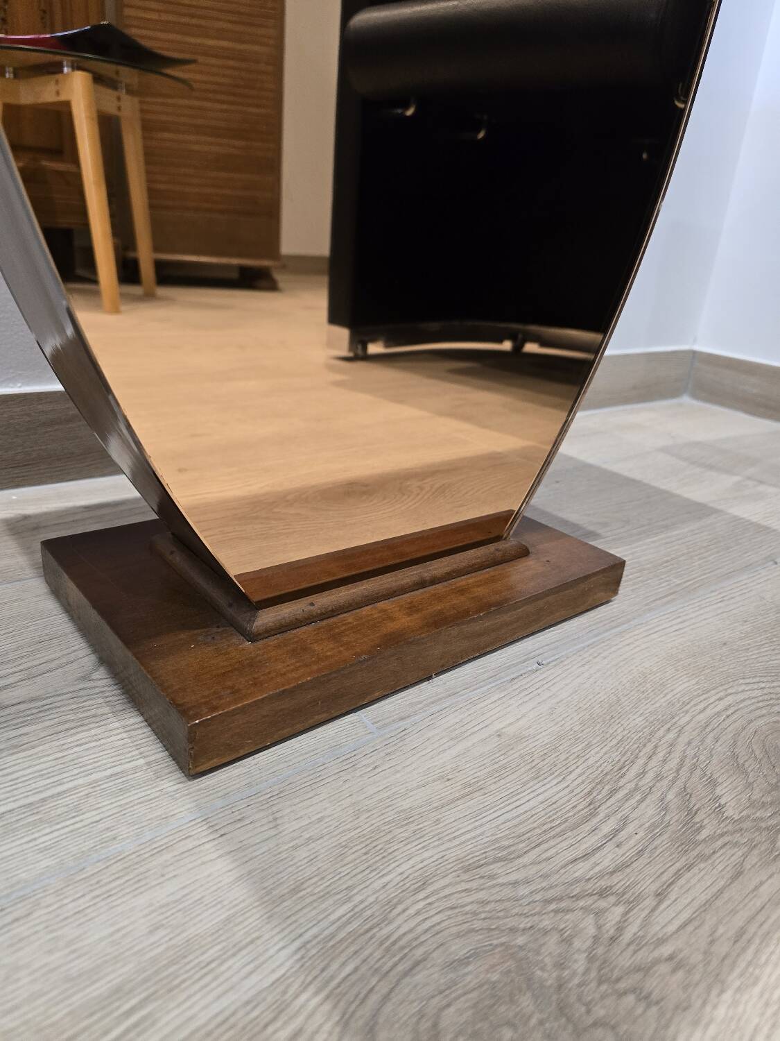 Art Deco mirrored coffee table