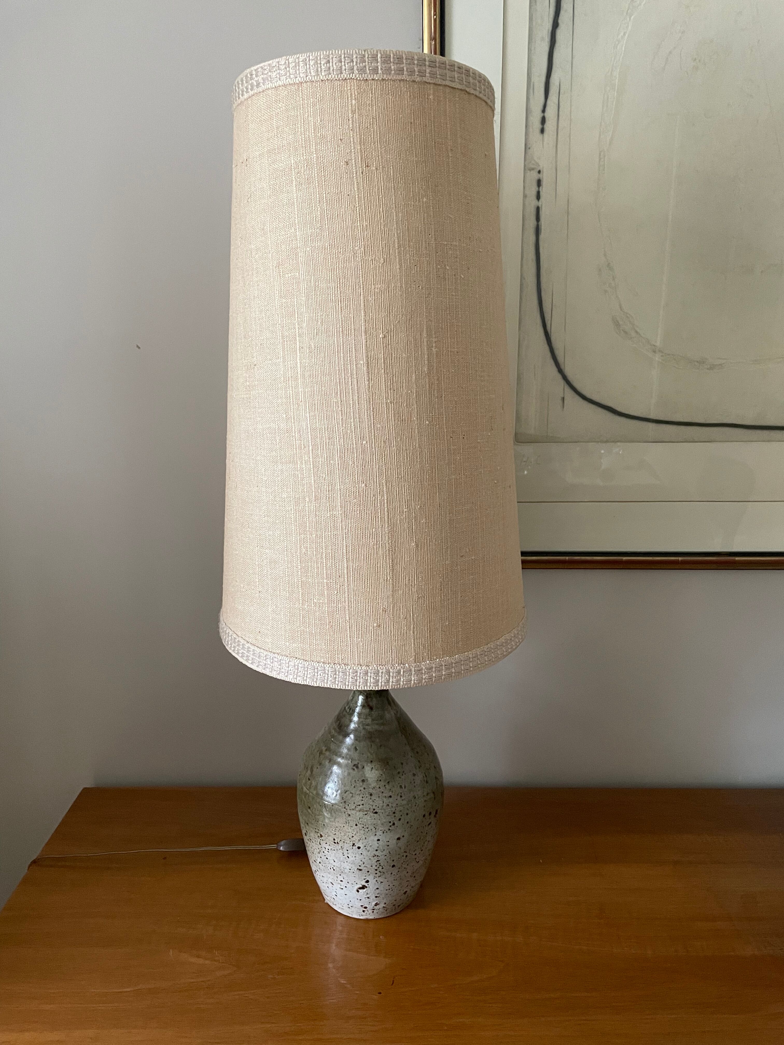 Fontgombault ceramic lamp